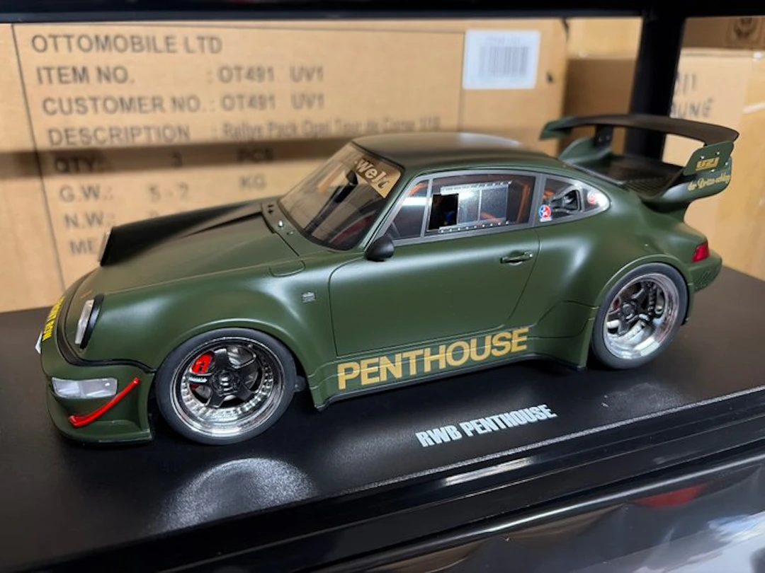 GT Spirit 1:18 - Model car - Porsche 911 RWB PENTHOUSE - 2024