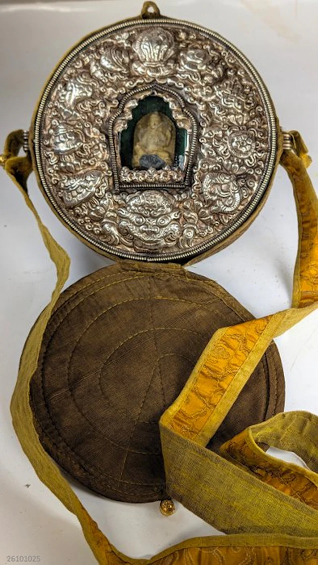 Tibetan Gau (or Ghau), - Antique - Copper, Silverplated - 1980-1990 - handmade