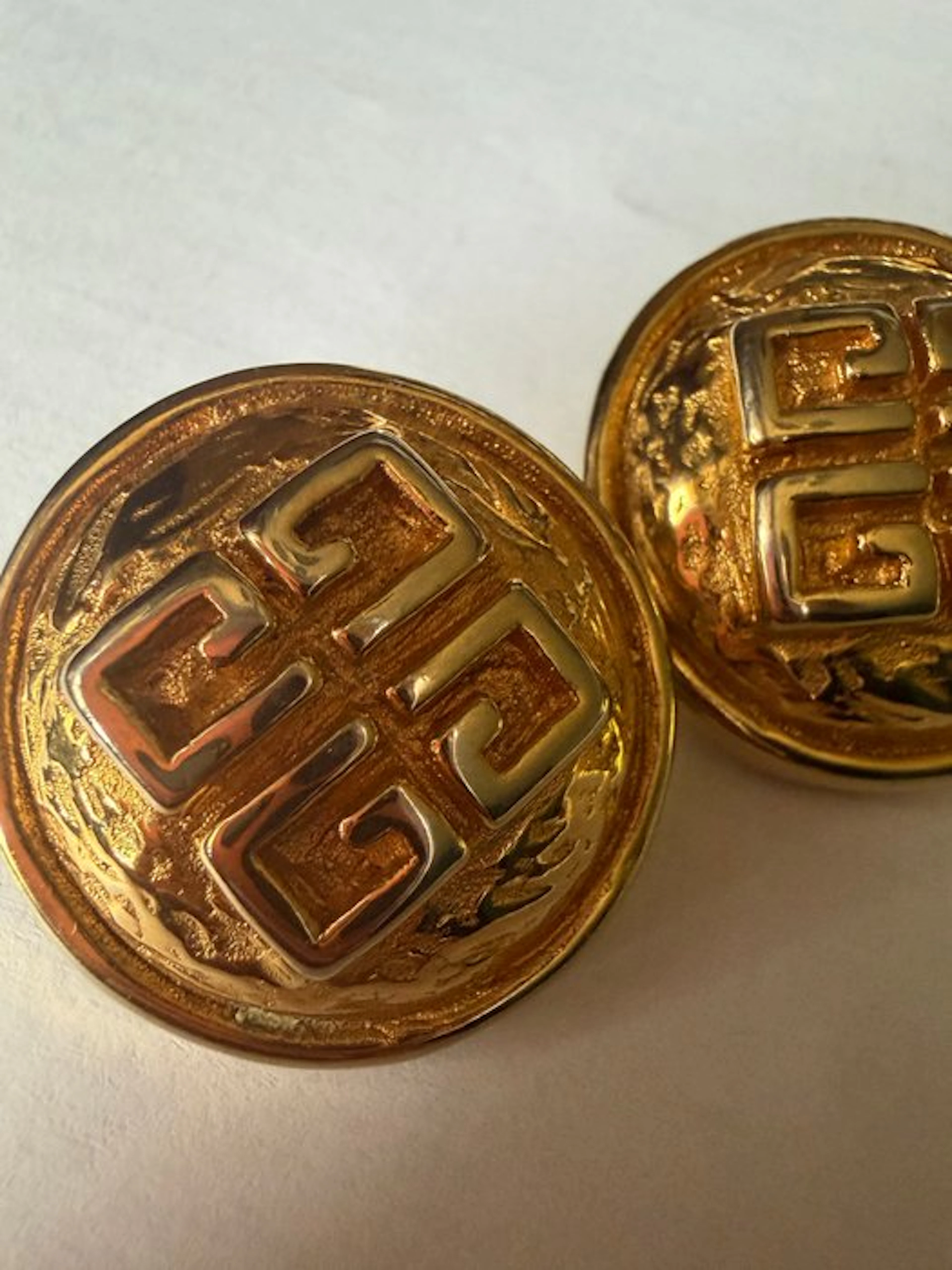 Givenchy - Metal - Clip-on earrings