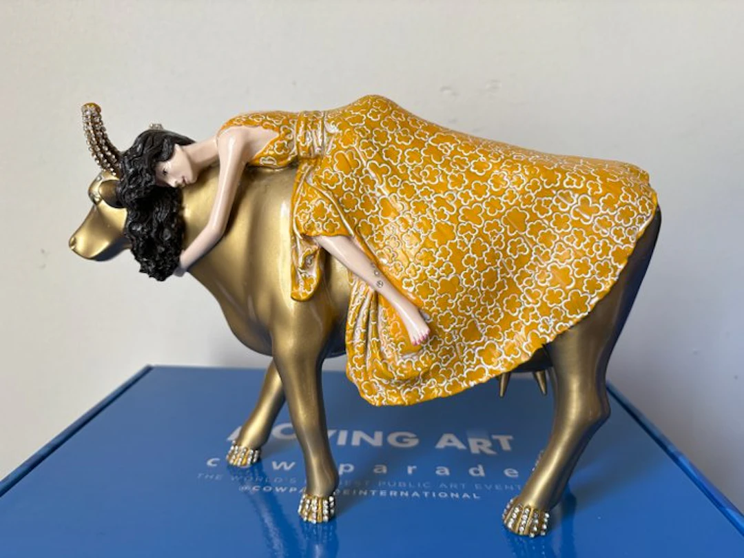 Figurine - Cow Parade, Cowparade. Tanrica. Large. - Poly Resin