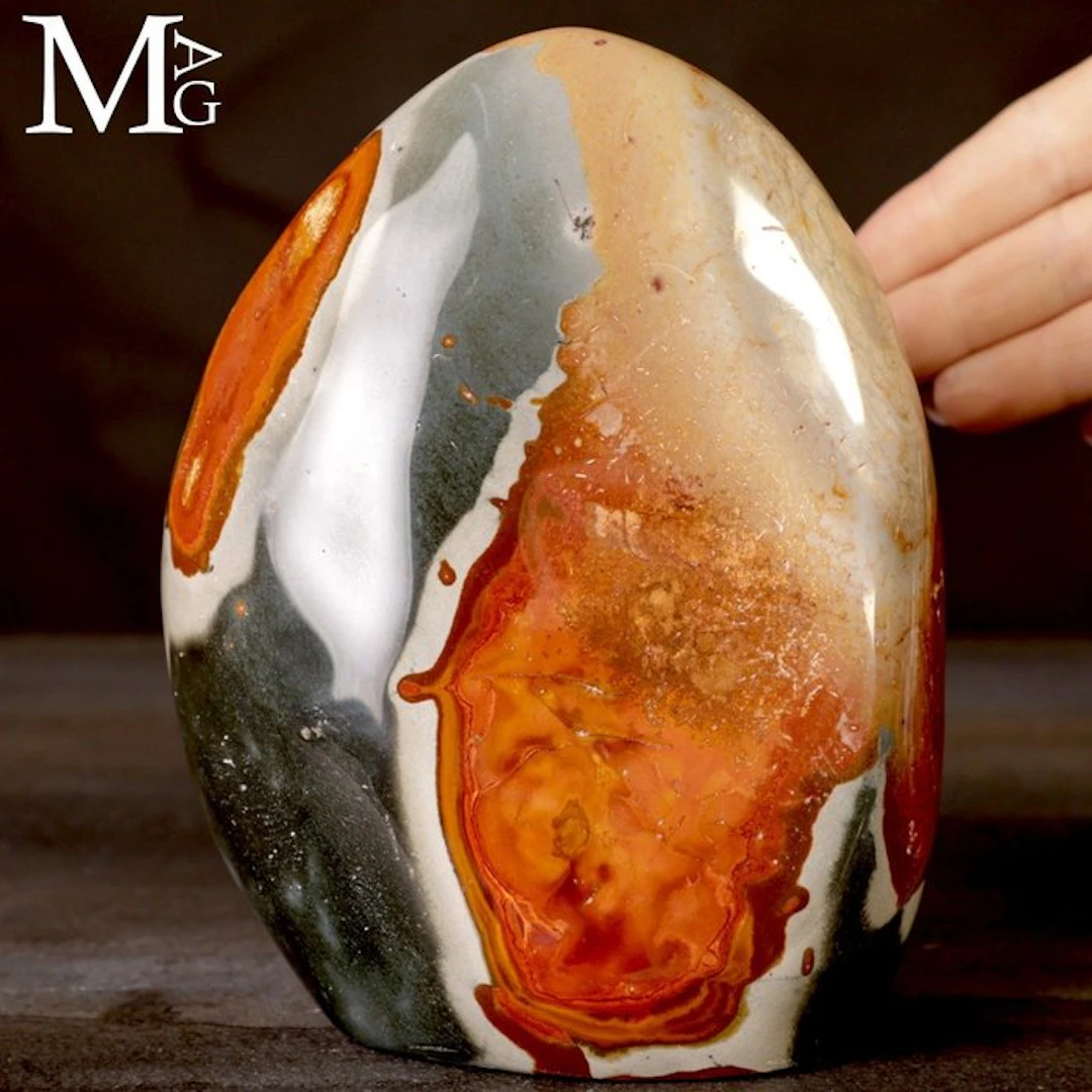 Madagascar Polychrome Jasper – Polished sculpture in the...