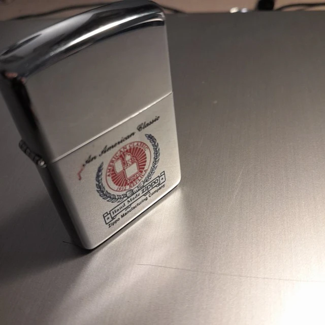 Zippo - I ZIPPO X AN AMERICAN CLASSIC 1932 REPLICA - No...