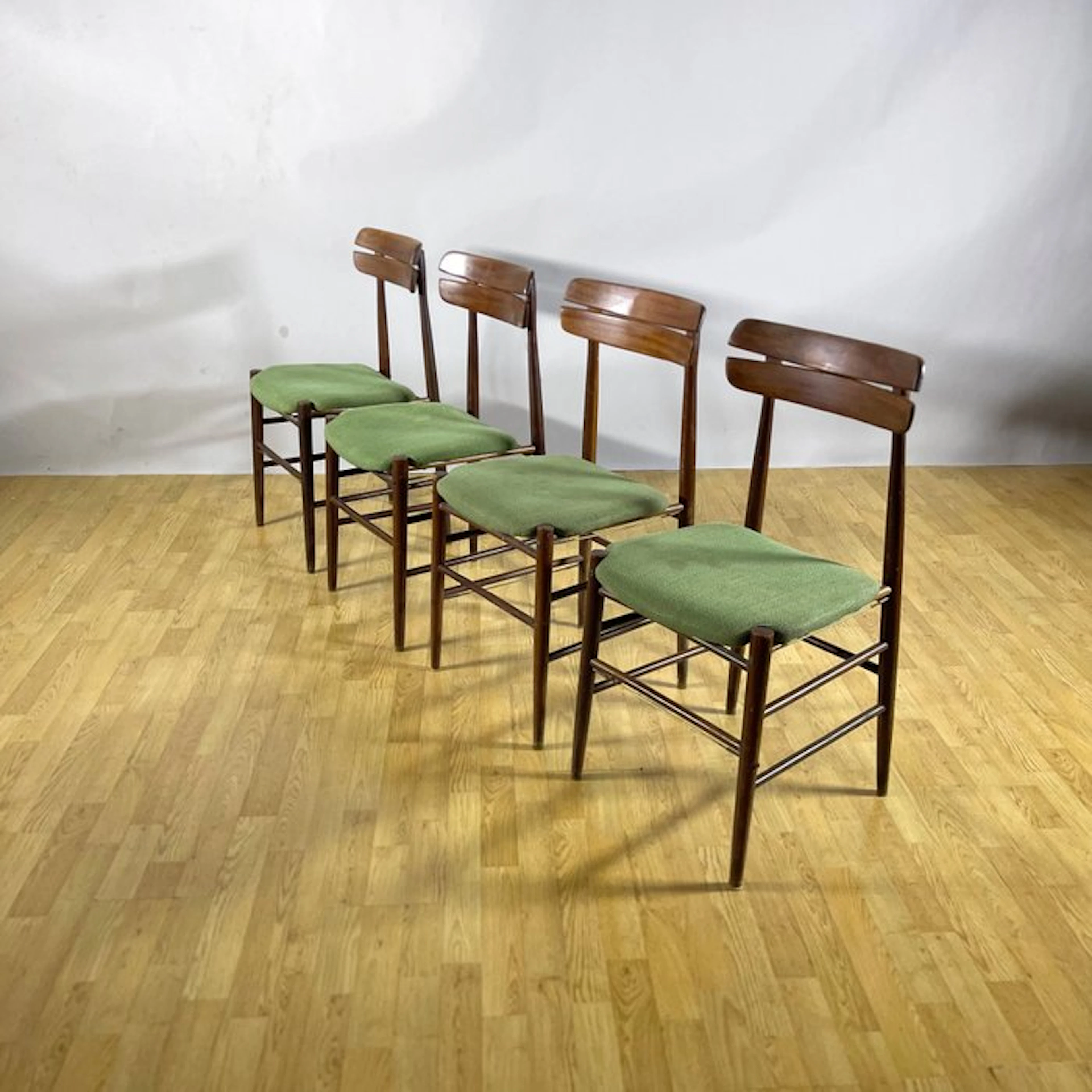 Chair (4) - Rosewood