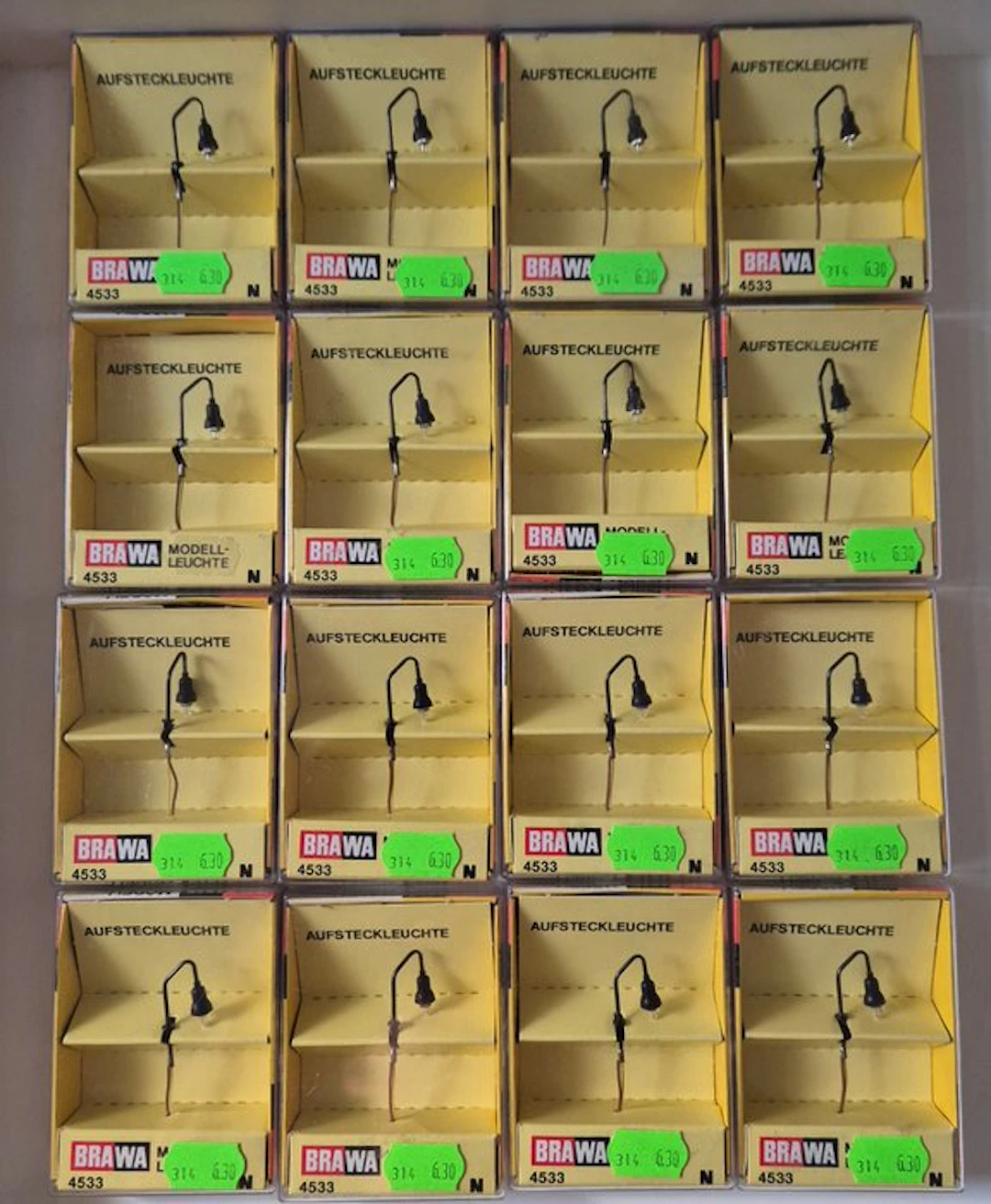Brawa N - 4533 - Model train (16) - 16× Brawa 4533 arc lamps