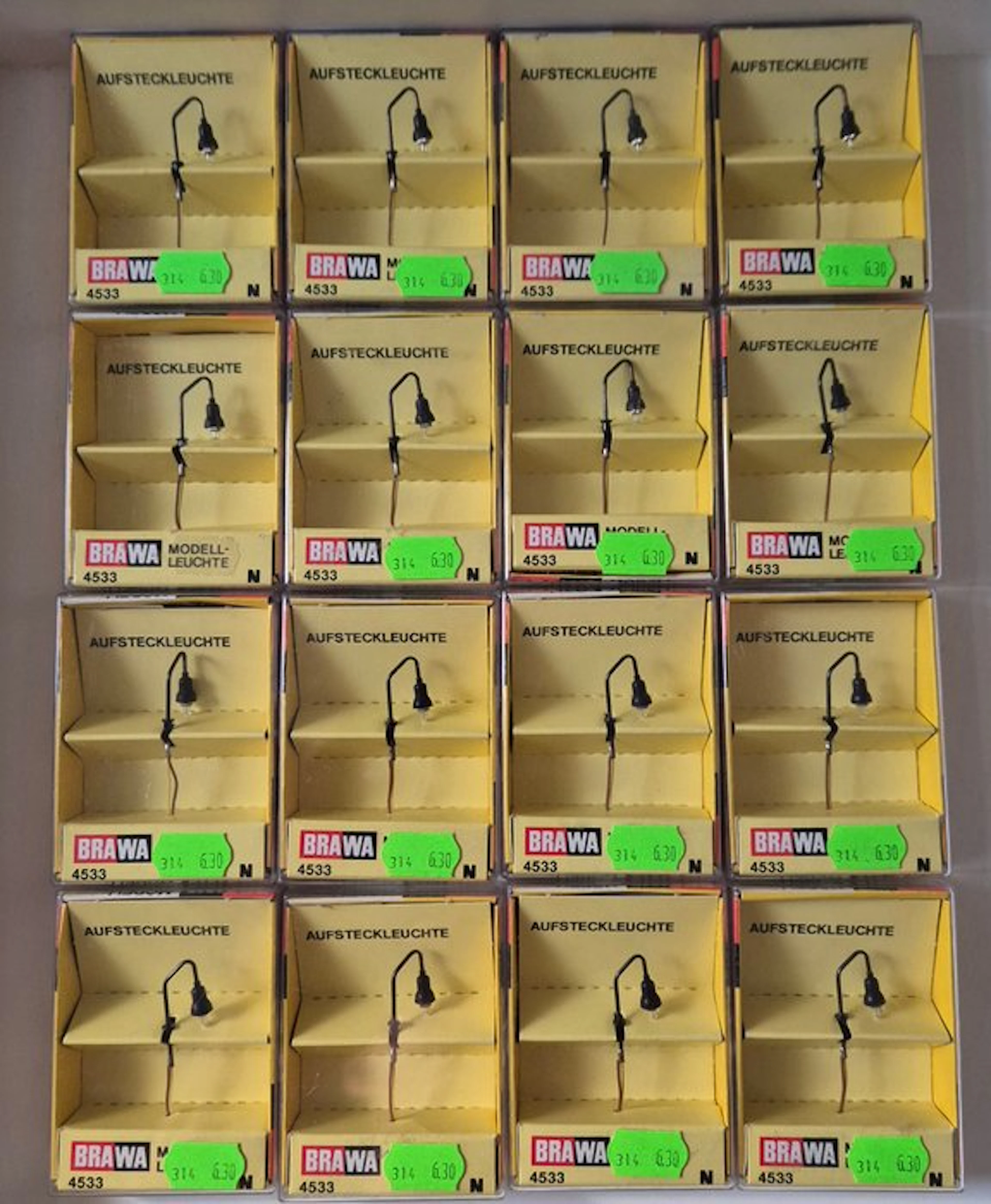 Brawa N - 4533 - Model train (16) - 16× Brawa 4533 arc lamps
