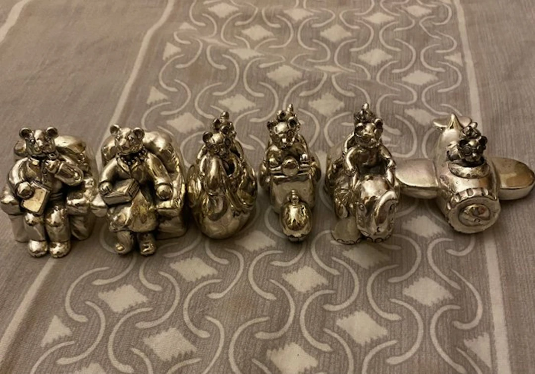 Magrino - Figure - Set di orsetti su veicoli e oggetti (6) - Silver