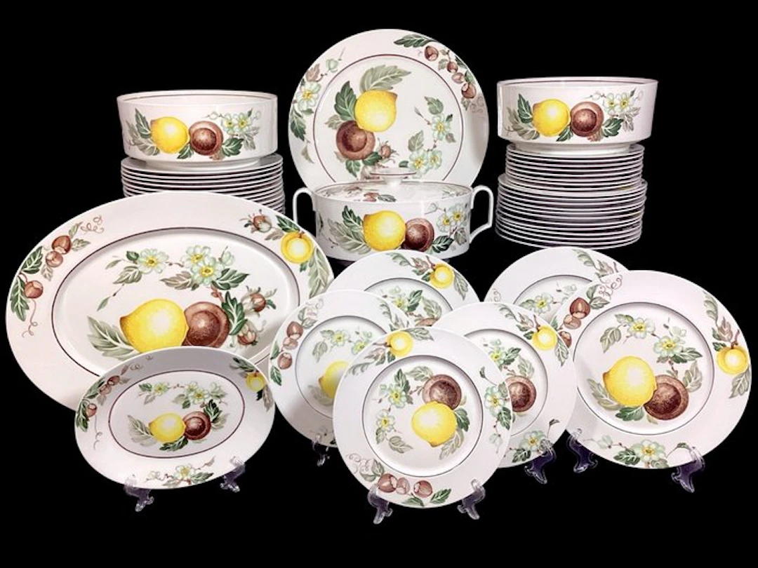 Villeroy & Boch - Table service for 12 (54) - Bali model - Porcelain