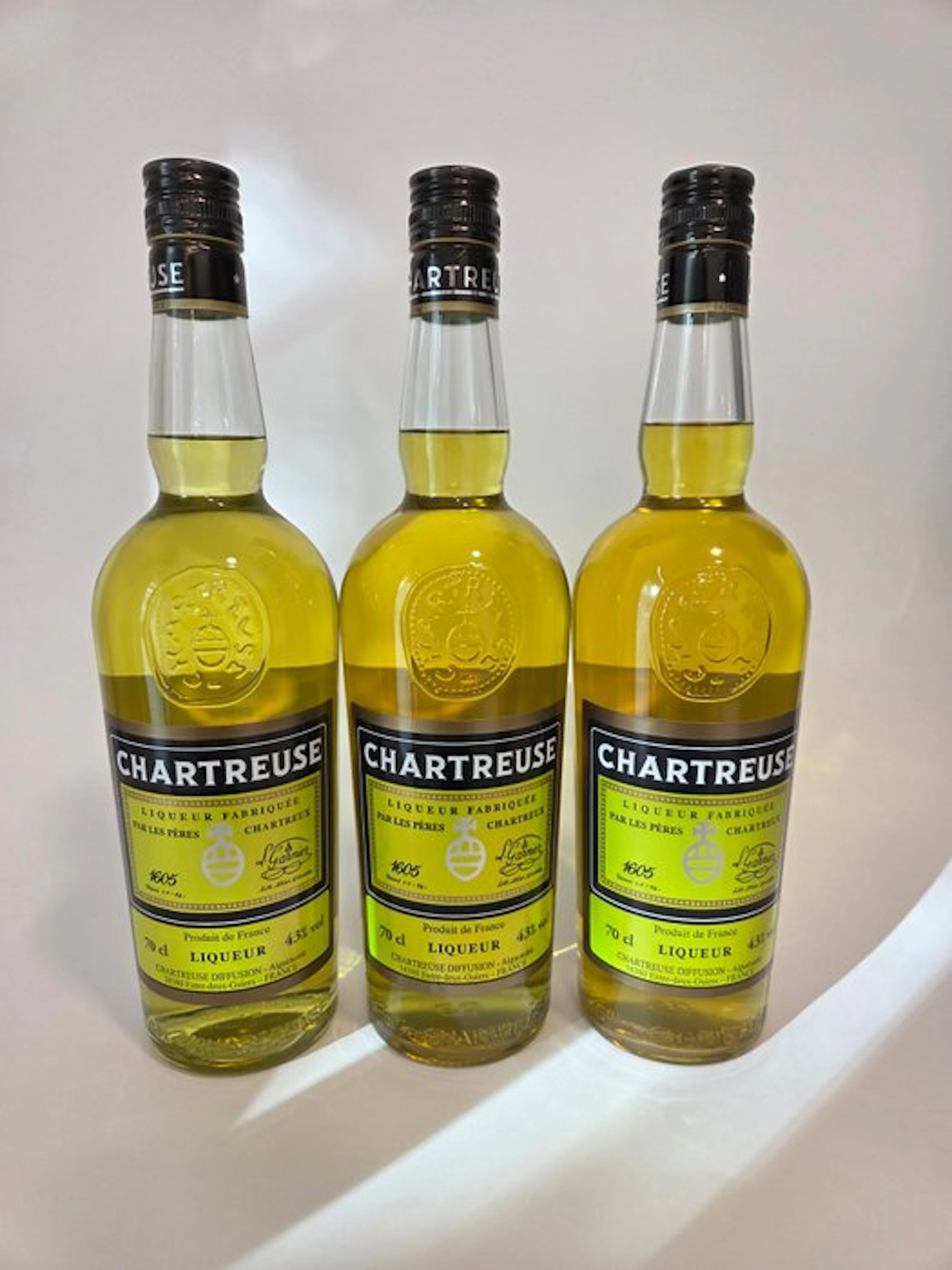 Chartreuse - Yellow - Aiguenoire - b. 2024, 2025, 2026 - 70cl - 3 bottles