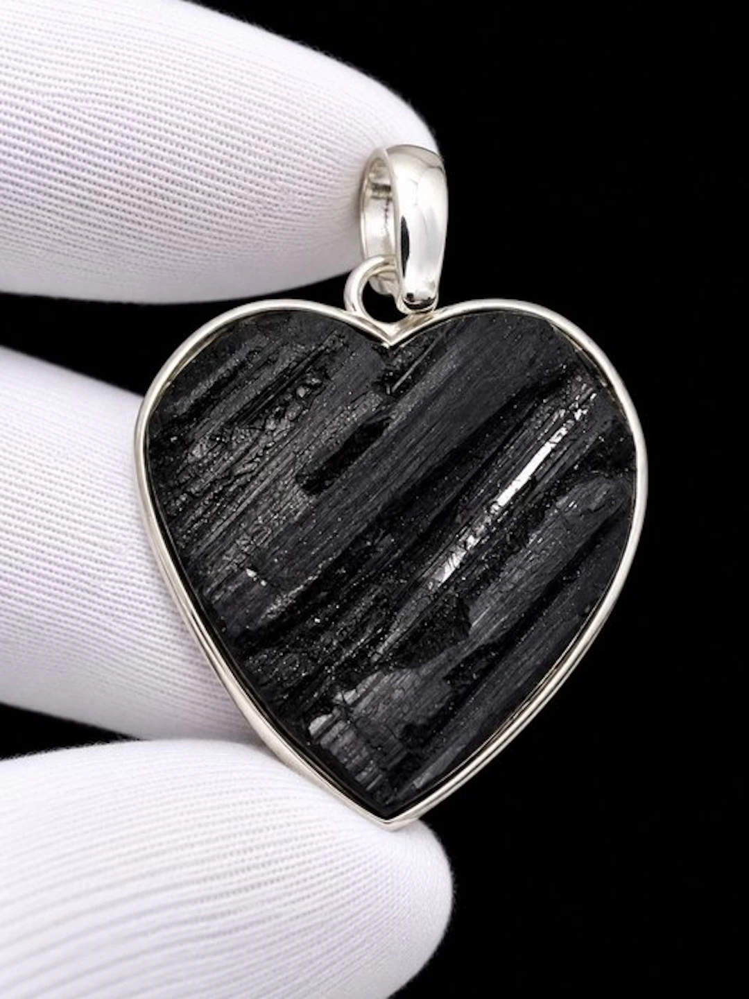 Premium Natural Tourmaline Heart Pendant - 925 Silver...