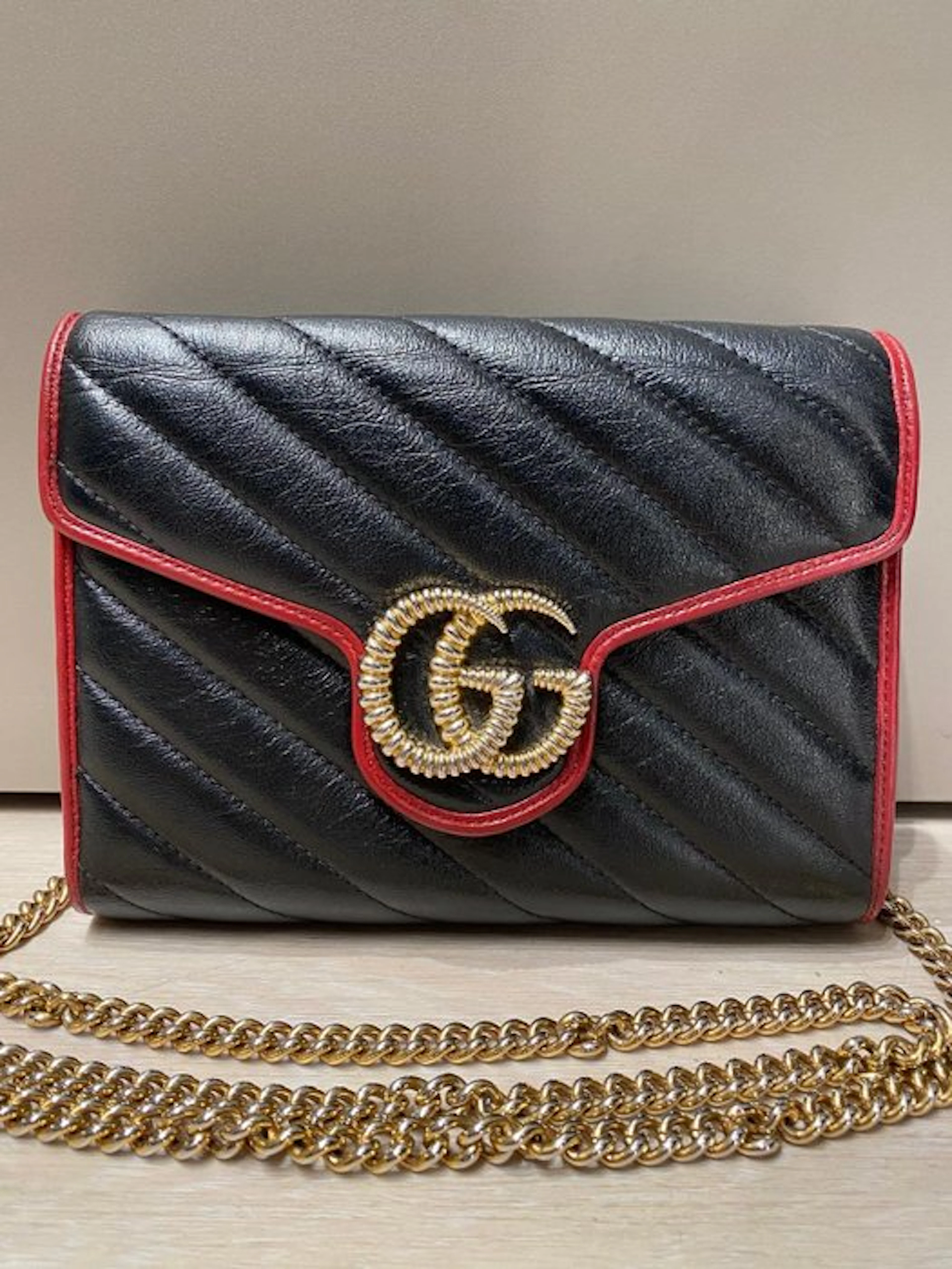 Gucci - GG Marmont - Crossbody bag