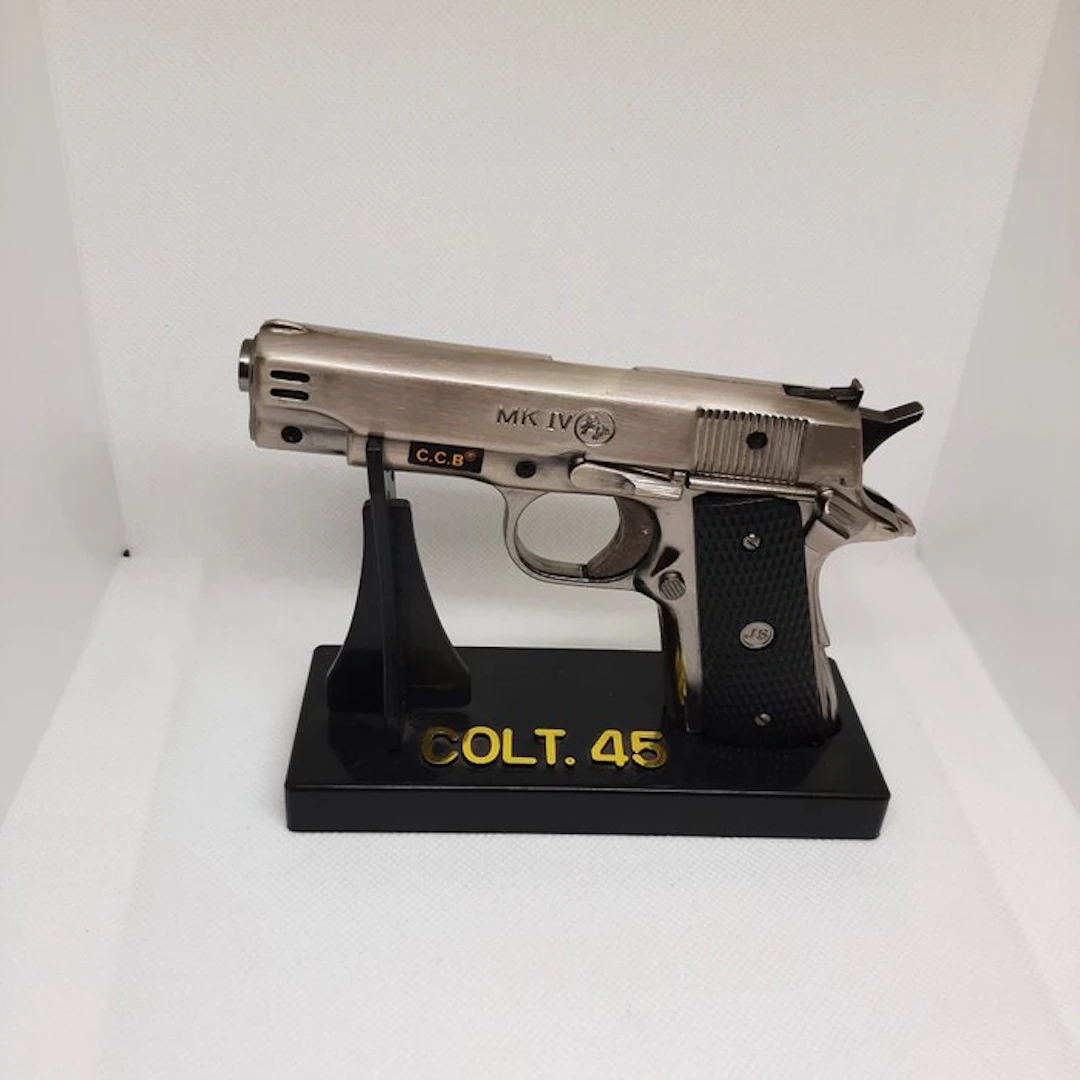 J.S. - J. S. No 520816 - No reserve price - Table lighter - Steel, Plastic