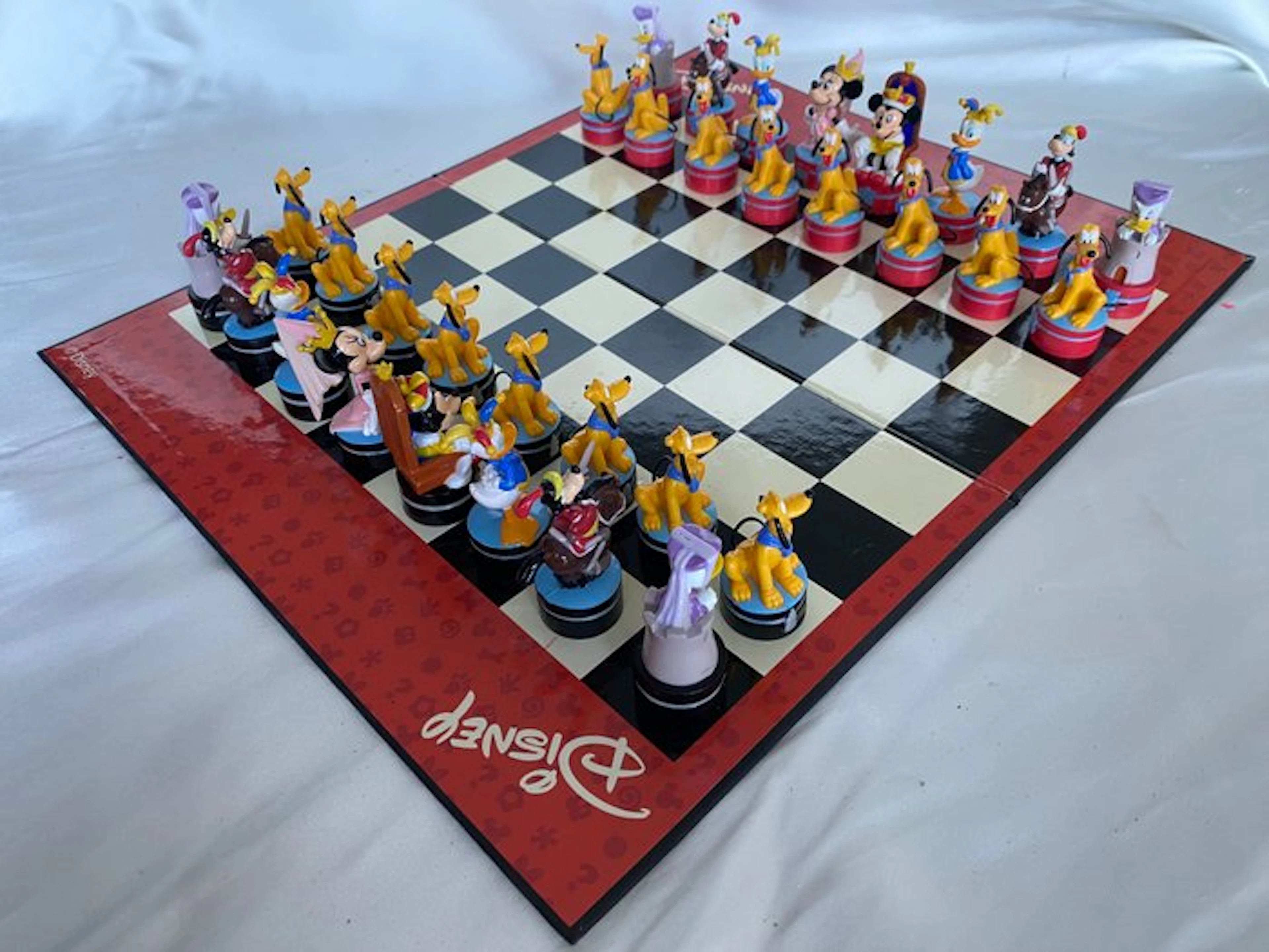 Disney Showcase Collection Vintage Disney Chess Set - Mickey Mouse & Friends