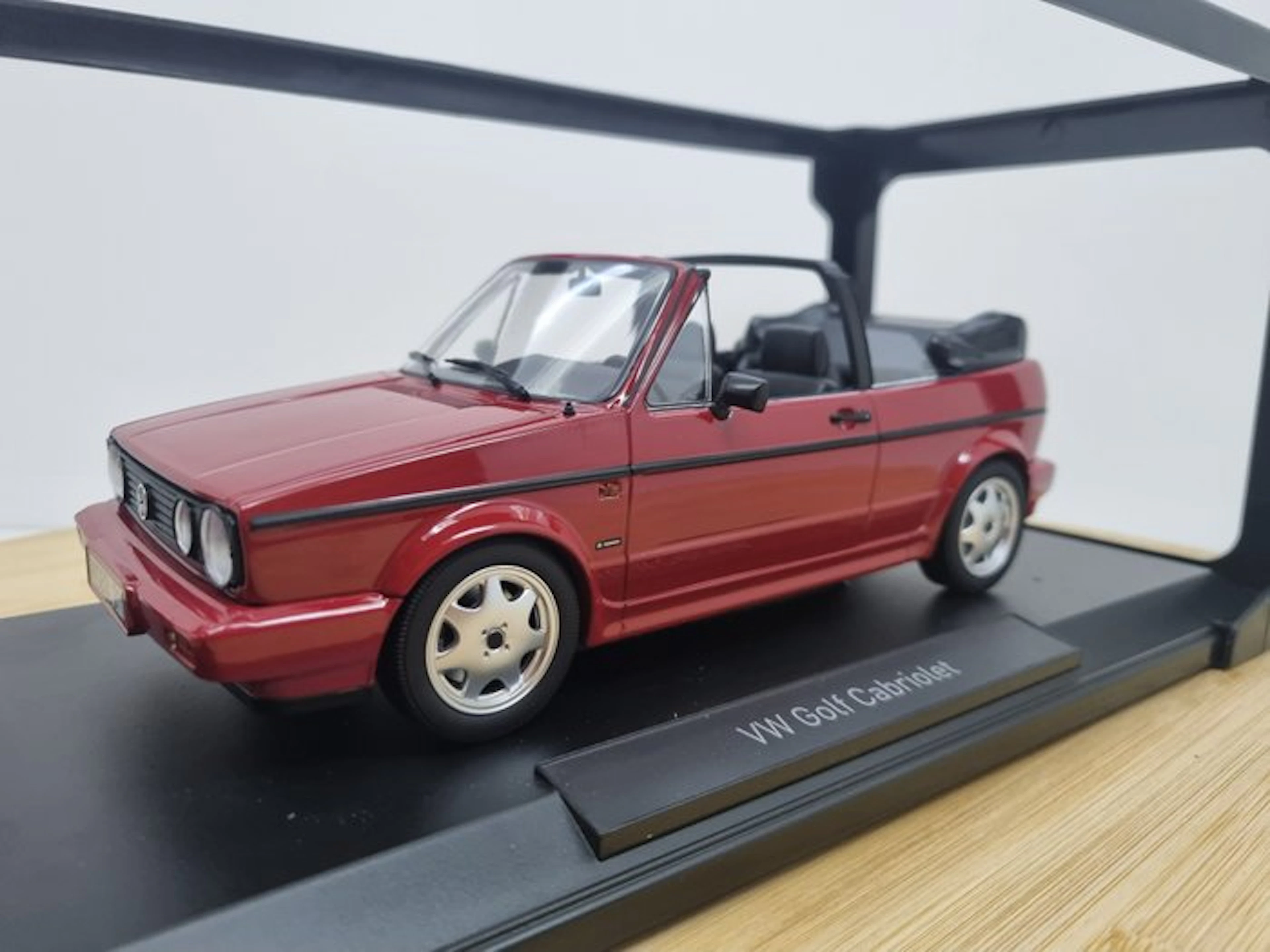Norev 1:18 - Model car - Volkswagen Golf MK1 Cabriolet...