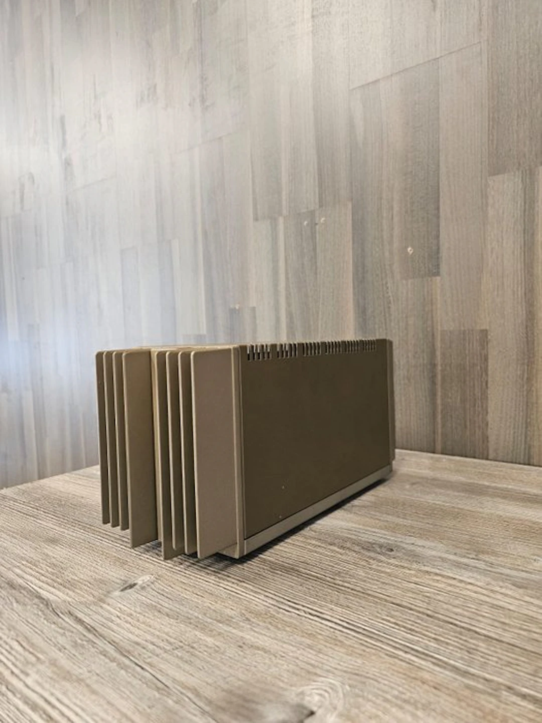Quad - 303 Solid state power amplifier
