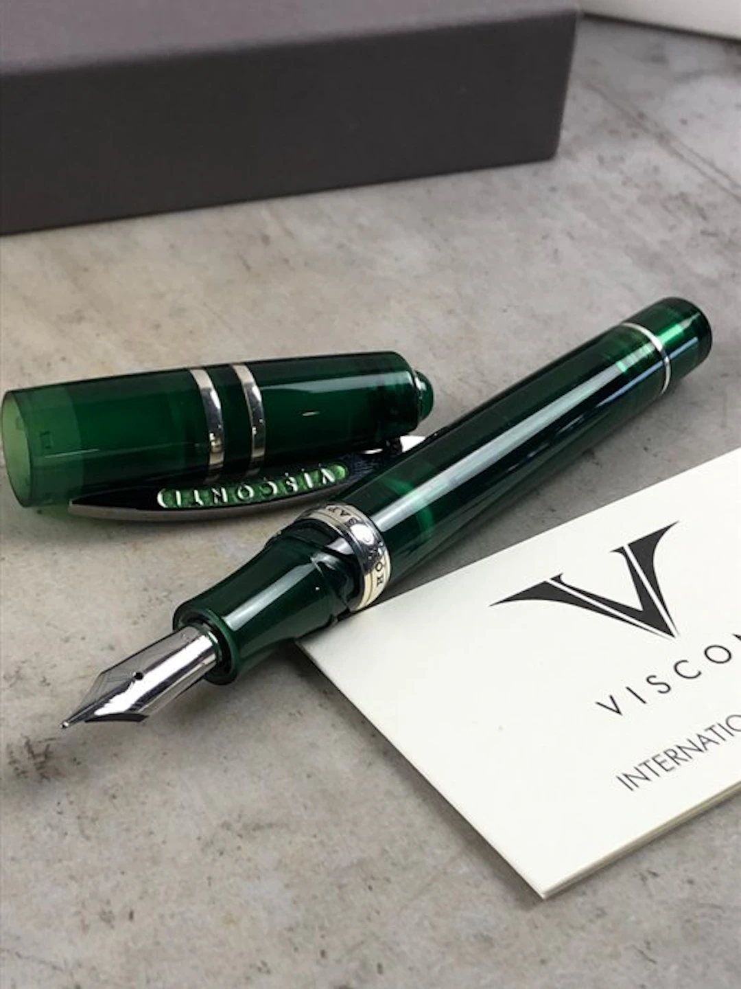 Visconti - Homo Sapiens Demo Stone Emerald - Fountain pen