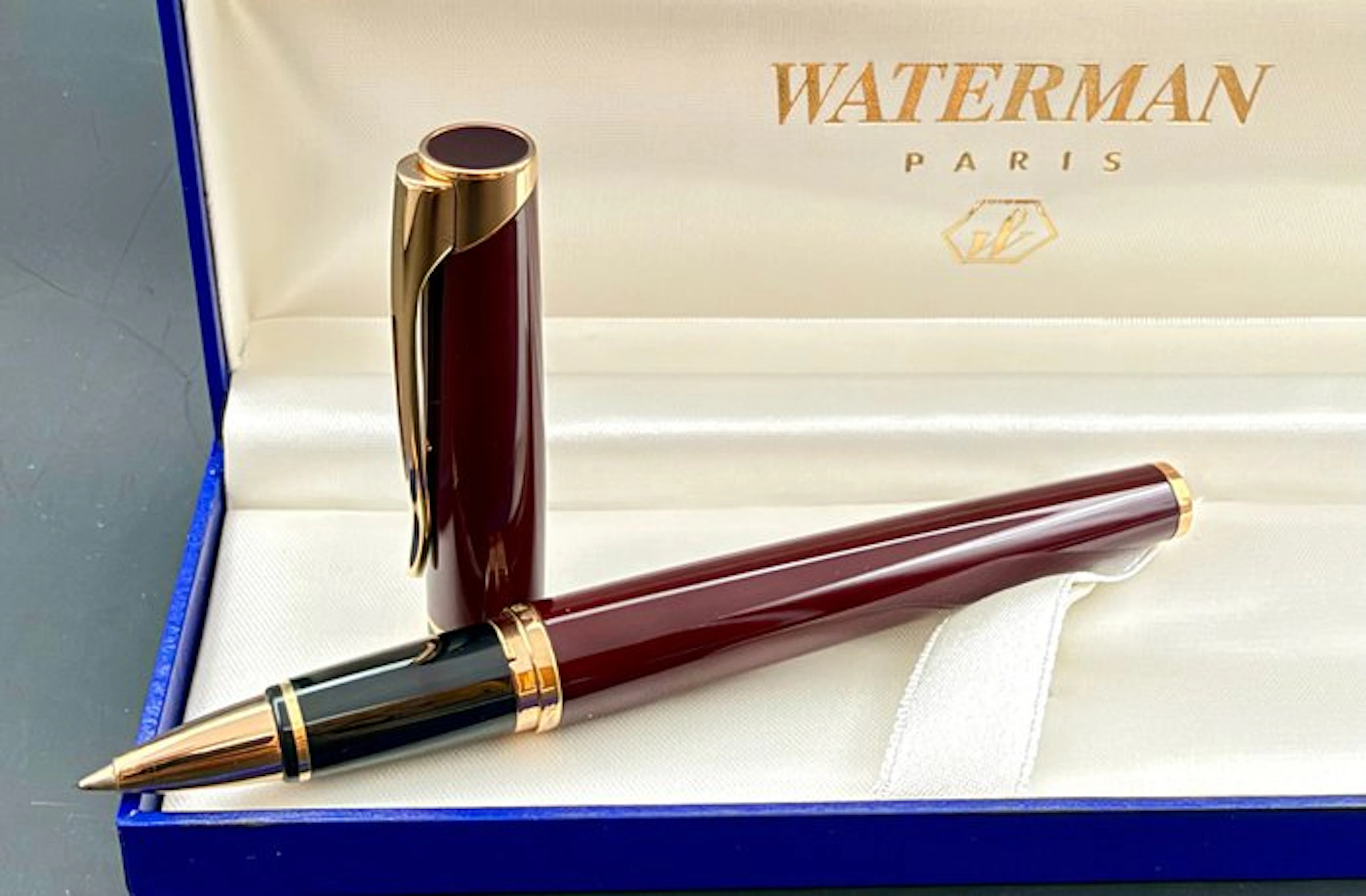 Waterman - L'etalon Burgundy - Roller ball pen