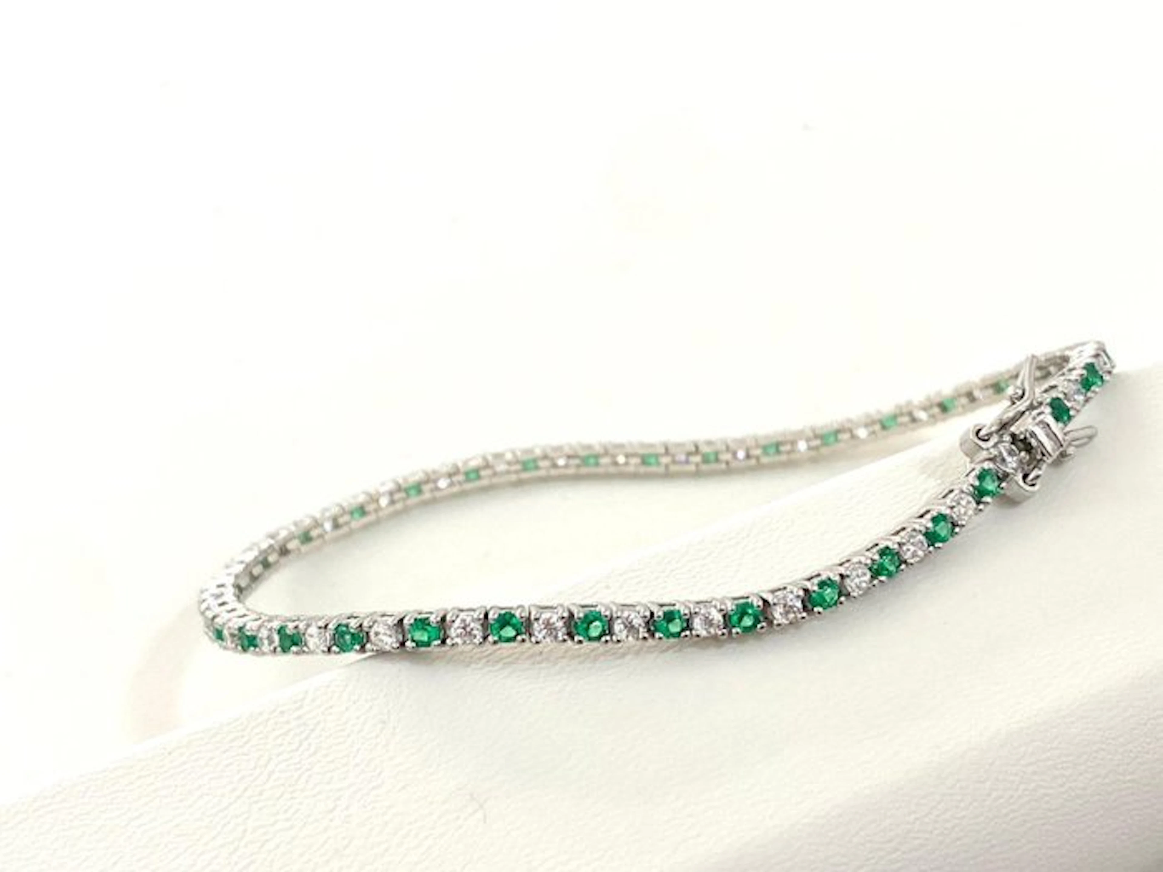 No reserve price - Bangle Silver Emerald - Diamond