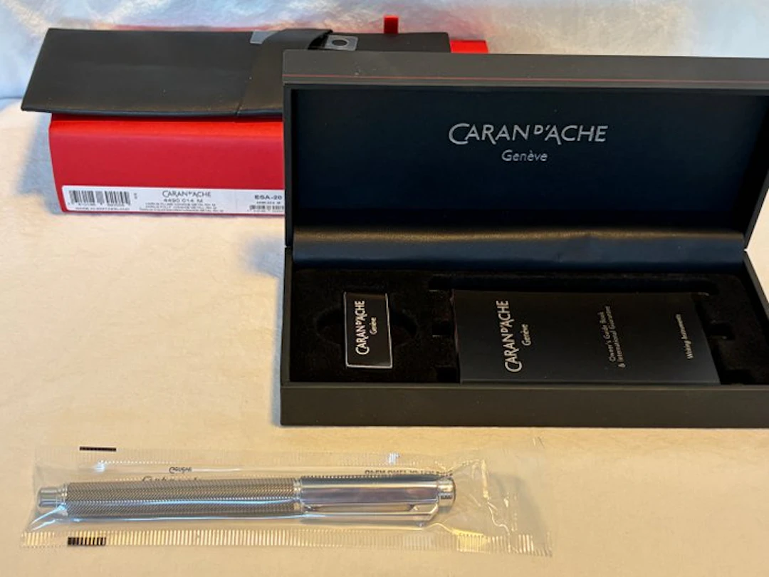 Caran d'Ache - Caran d'Ache Varius Ivanhoe Vulpen (Model...