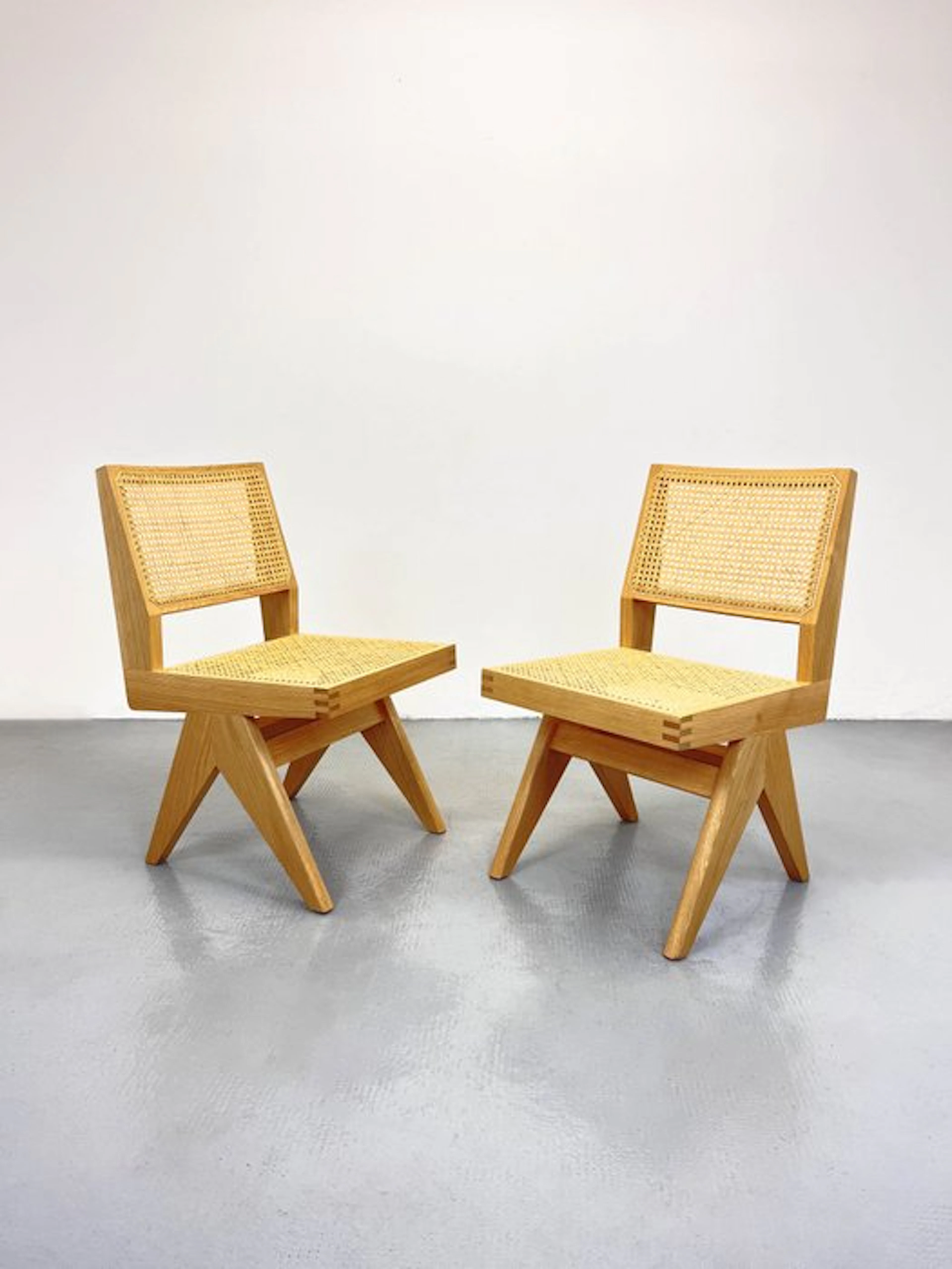 Cassina - Pierre Jeanneret - Armchair (2) - Capitol Complex Teack
