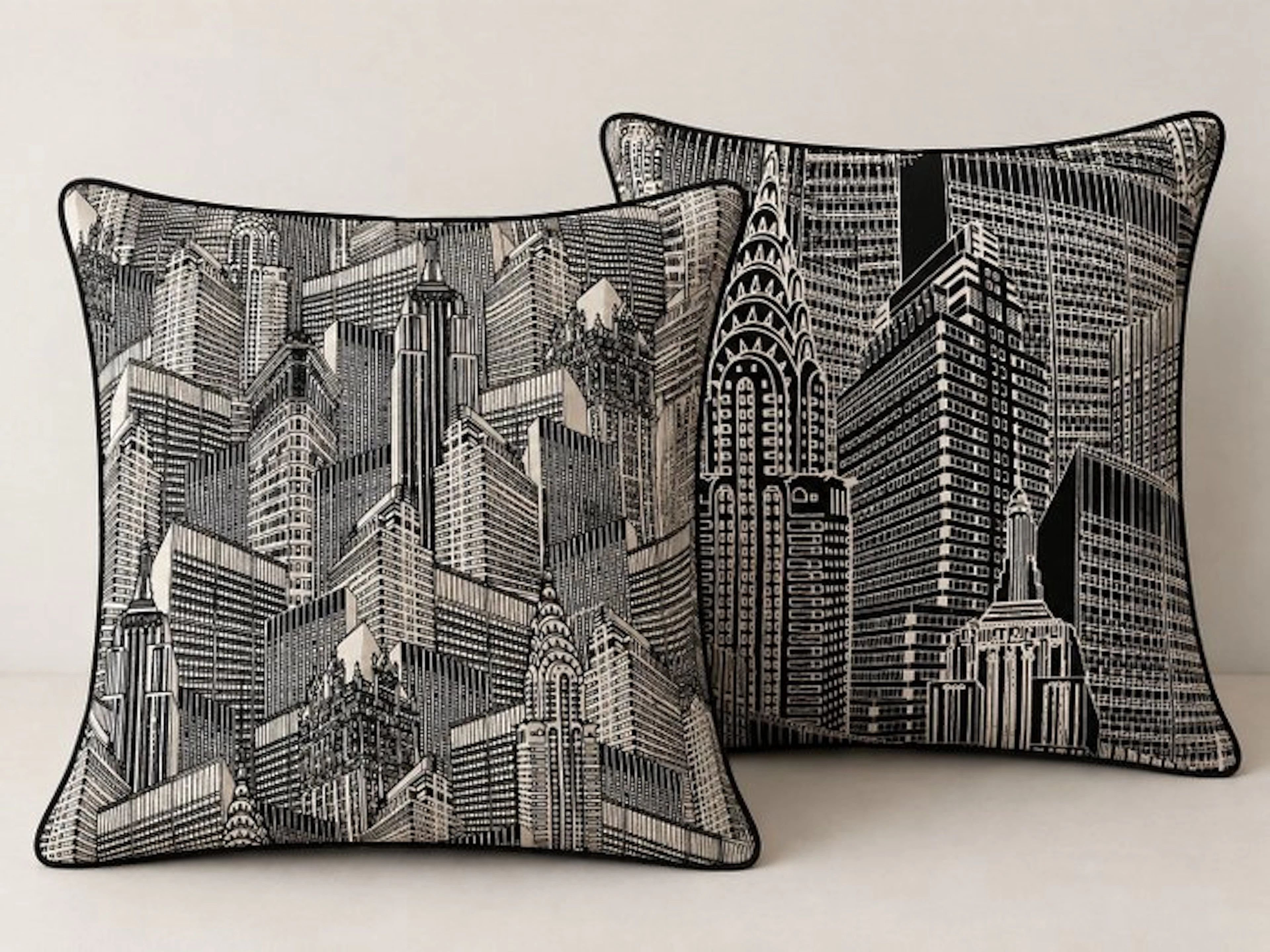 TIMNEY FOWLER - New set of two - Cushion