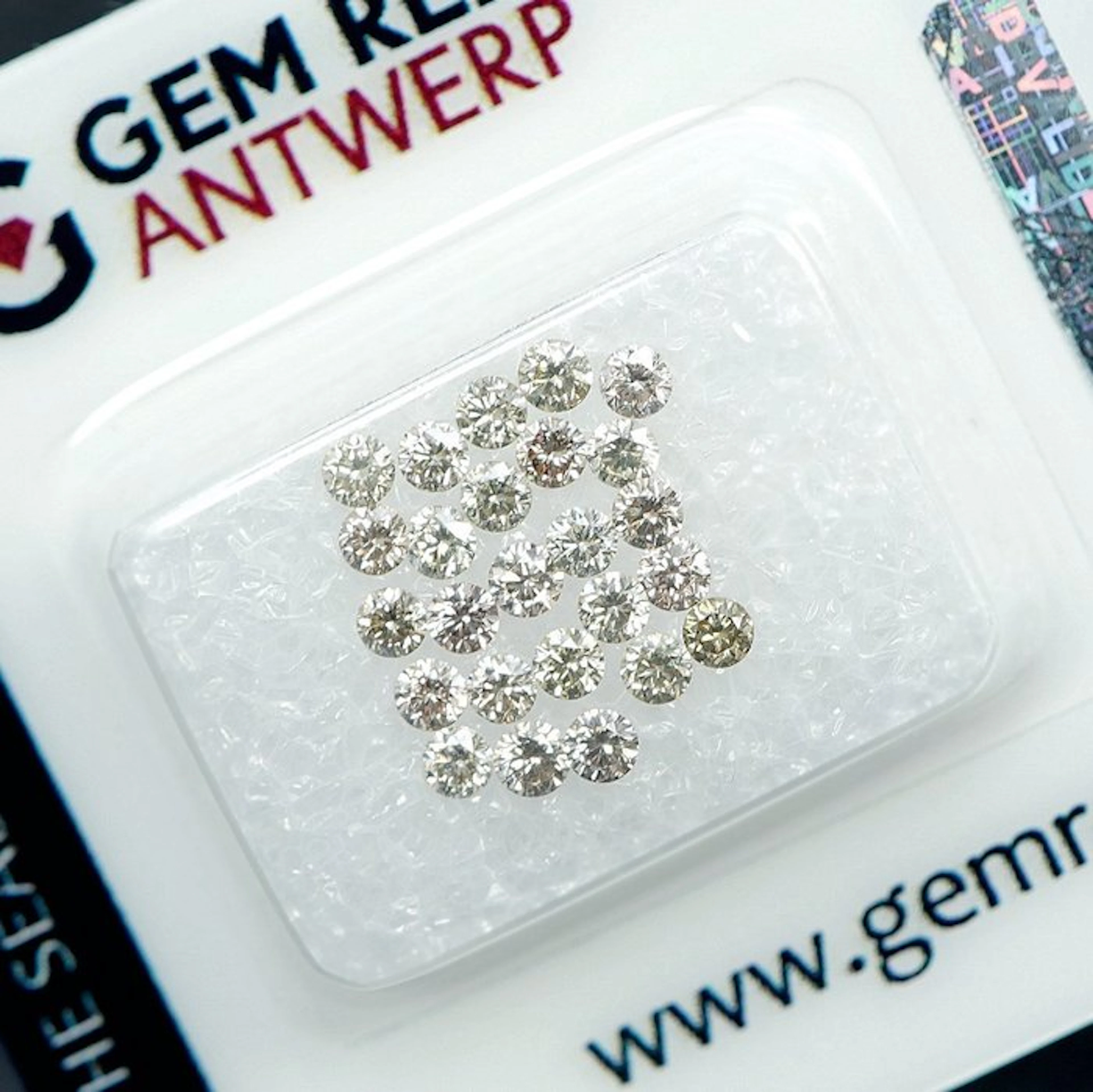 25 pcs Diamond (Natural) - 1.00 ct - Round - VS1, SI1 - Gem Report