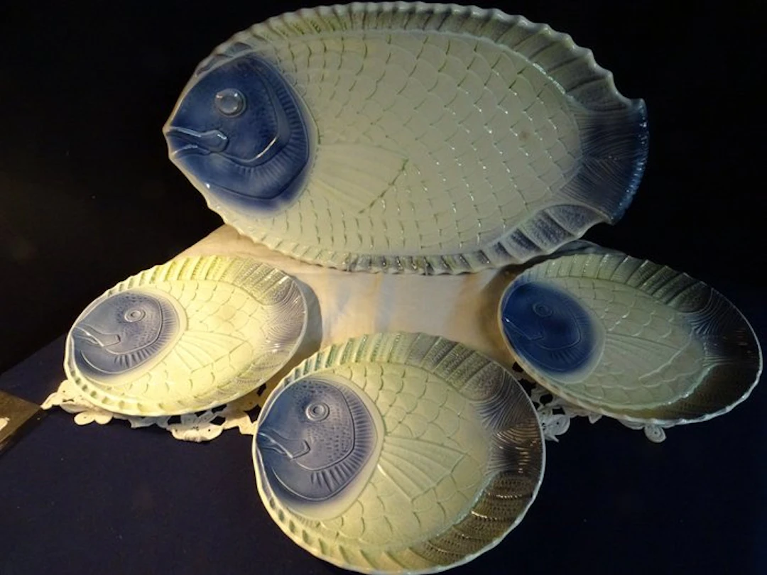 Dinner service (9) - Earthenware