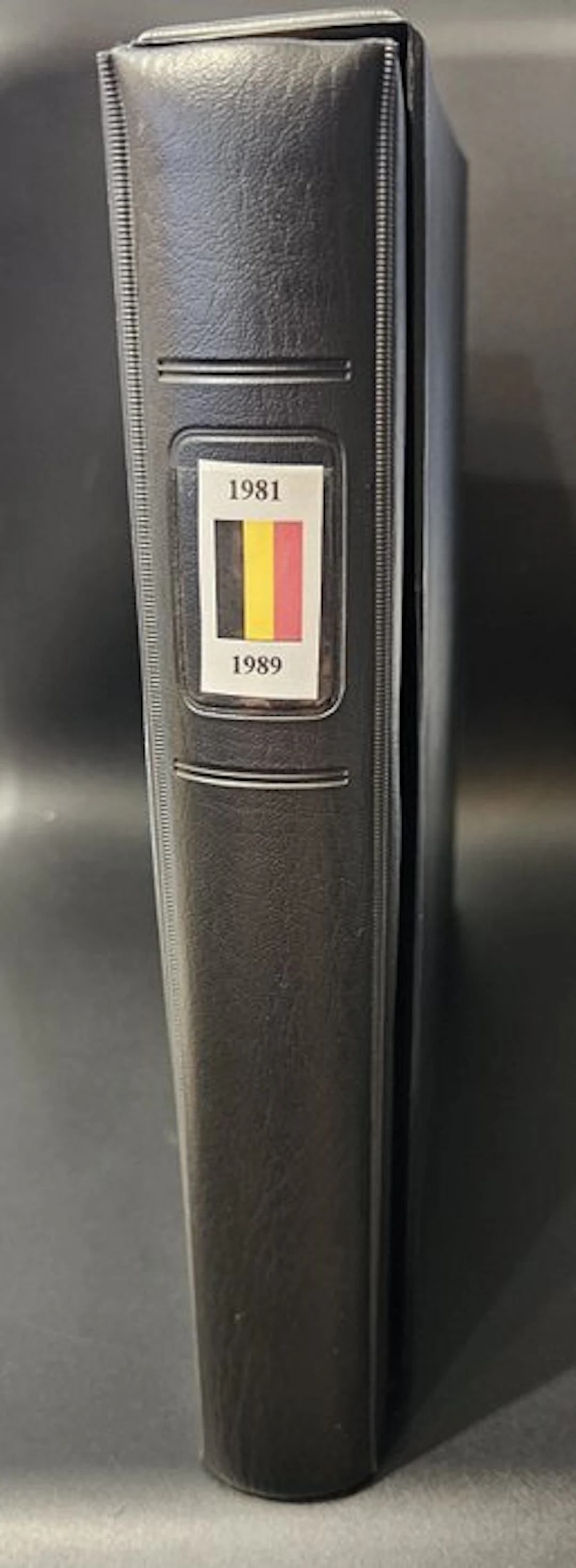 Belgium 1981/1989 - Lindner LX album in perfect condition...