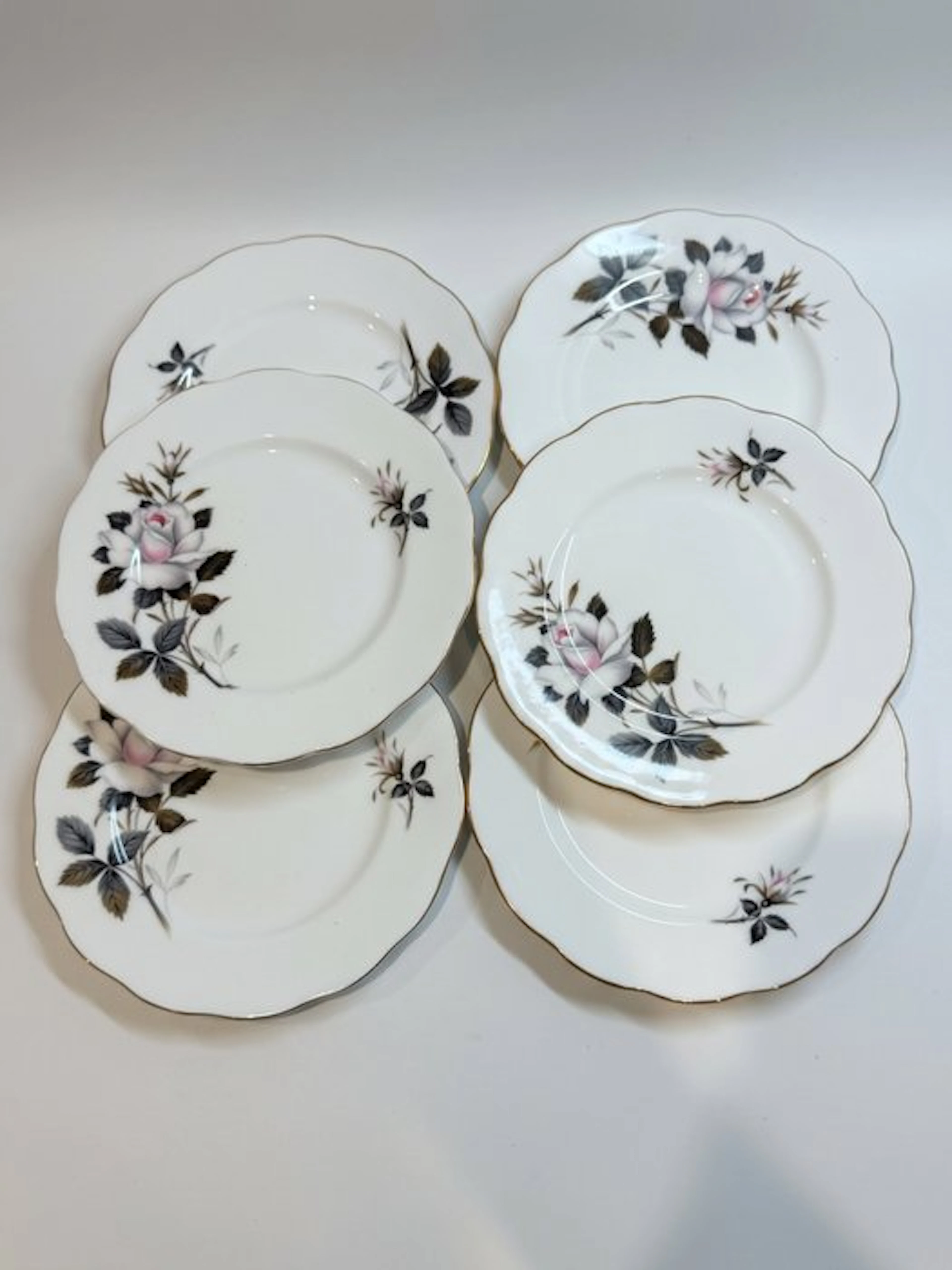Royal Albert - Dish (6) - queen's messenger - Bone china