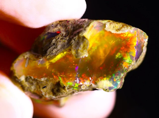 53.1 ct - Top Colors - Natural Crystal Opal Rough - See Video- 10.62 g