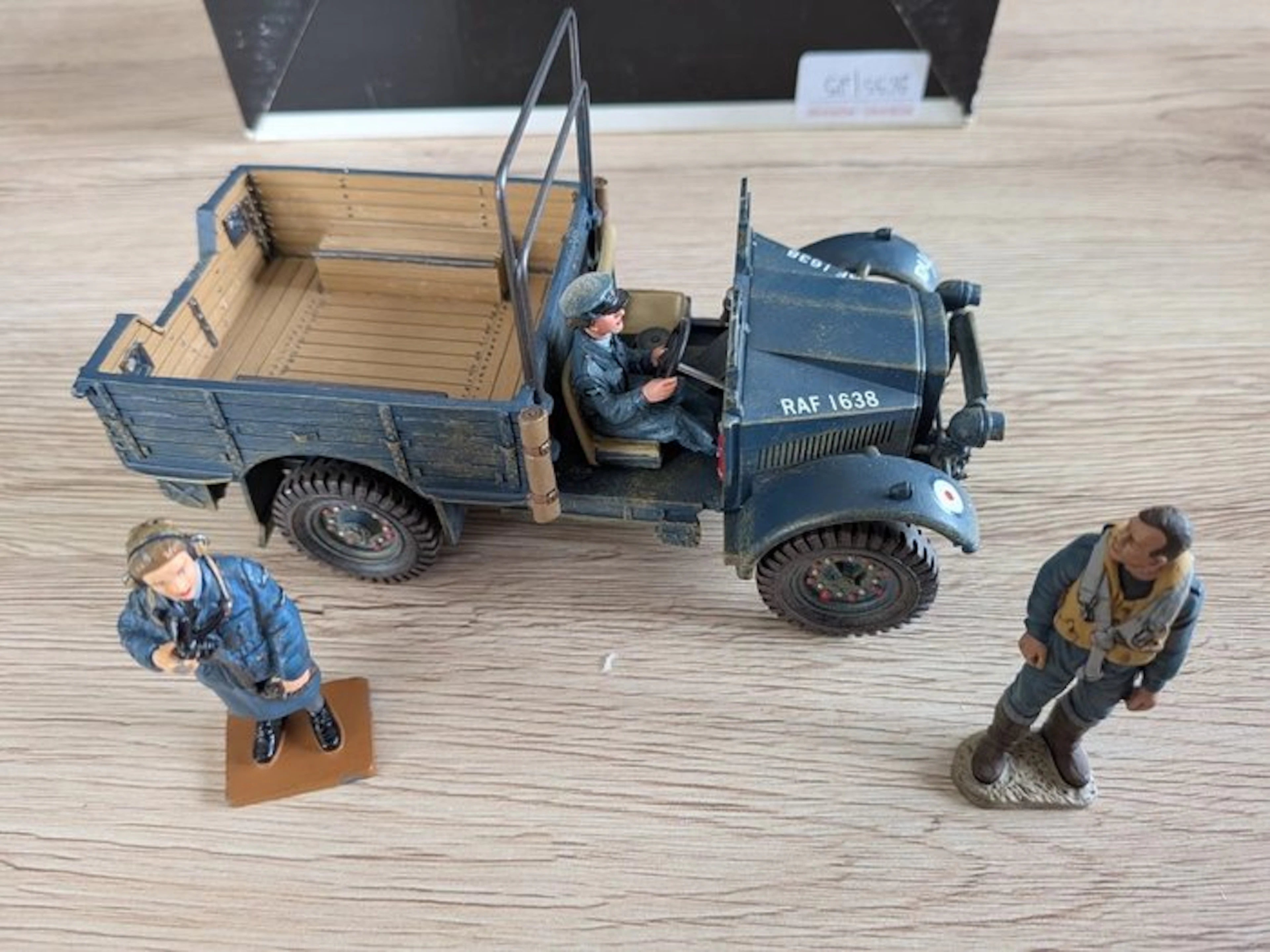 King & Country 1:30 - Model military vehicle - Morris CS8 British 15 Cwt