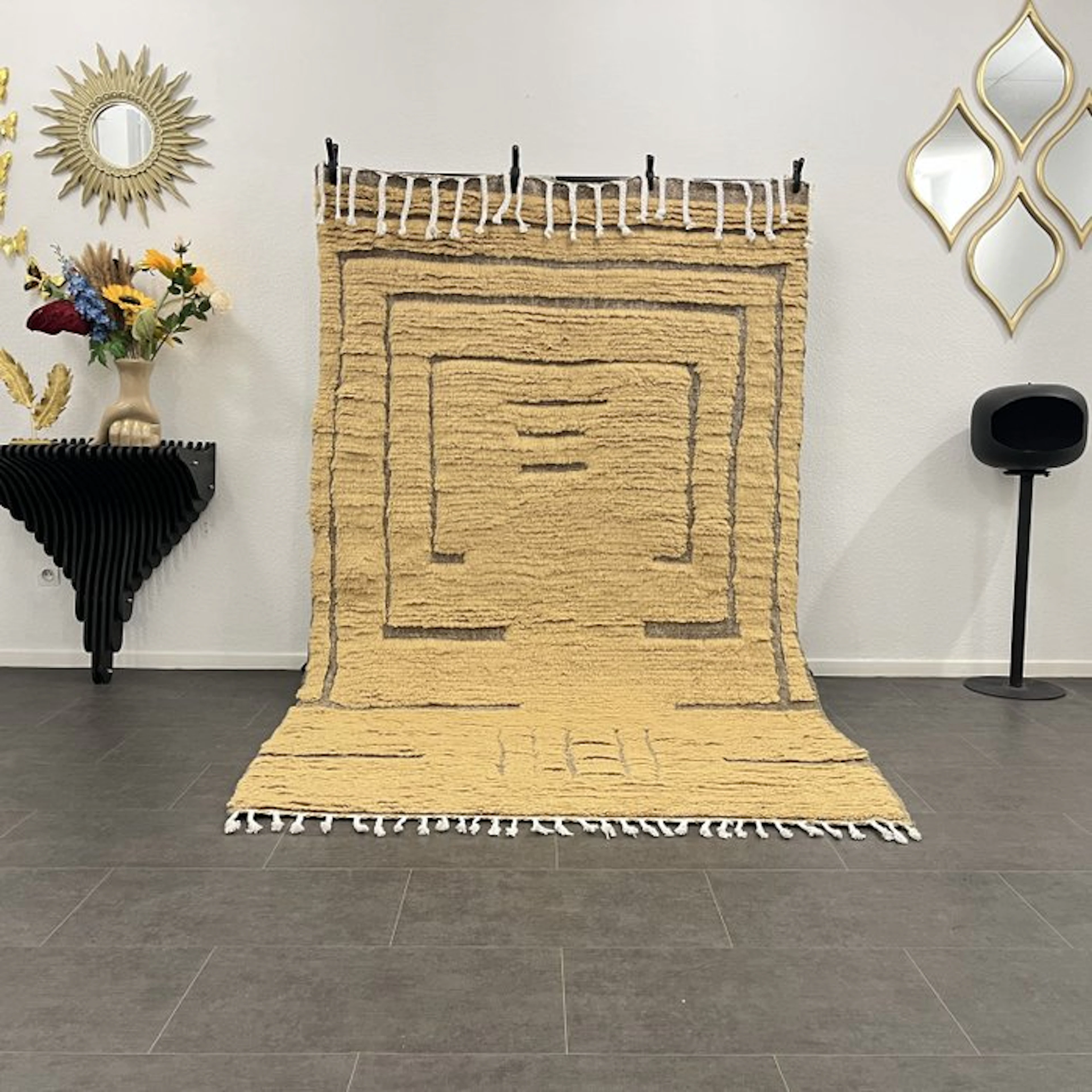 Berber, Handmade Moroccan rug – Thick texture – Exclusive...