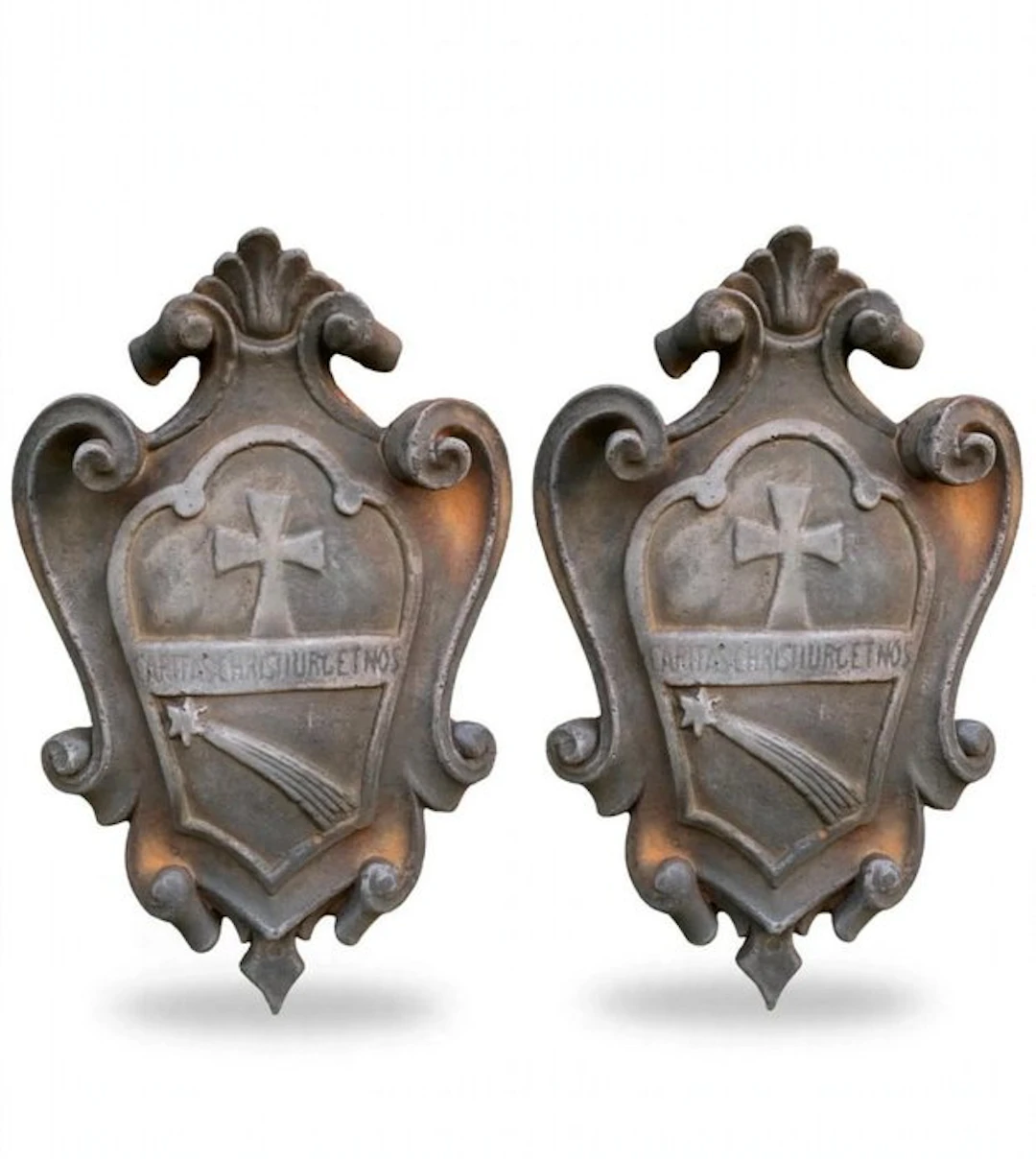 Sculpture, 2 Araldica : Caritas Christi urget nos - 30 cm - Stone