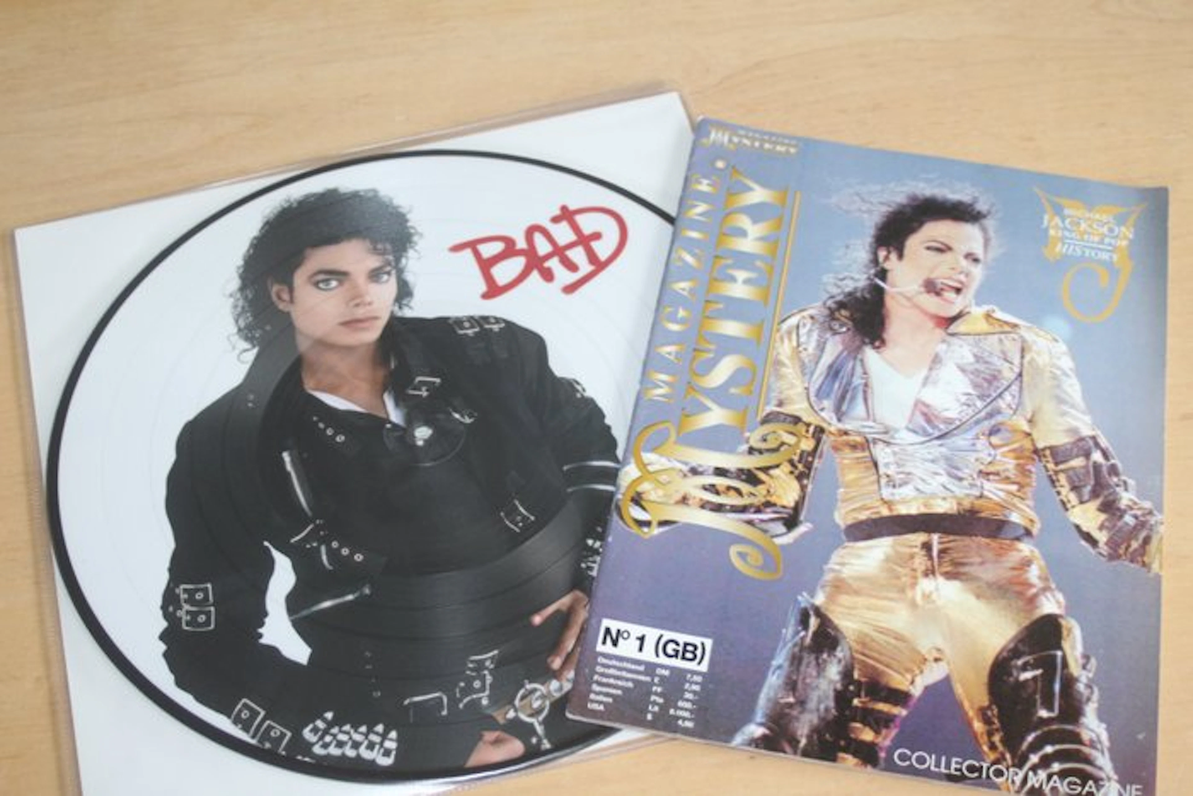 Michael Jackson - Bad + Magazine - LP album (stand-alone item) - Reissue
