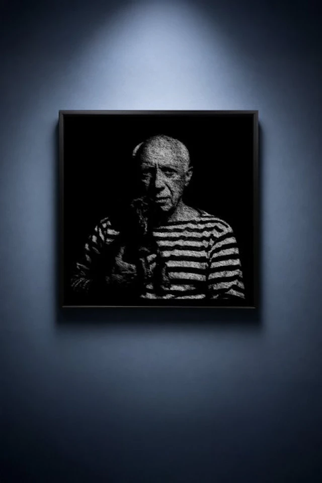 Tijs Dragtsma (1992) - Picasso Kept in Static Light