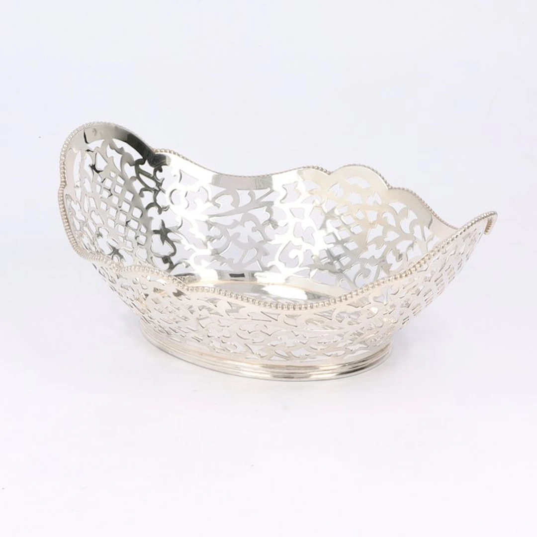 D.J. Aubert. Soezenmand. - Bonbon basket - .835 silver