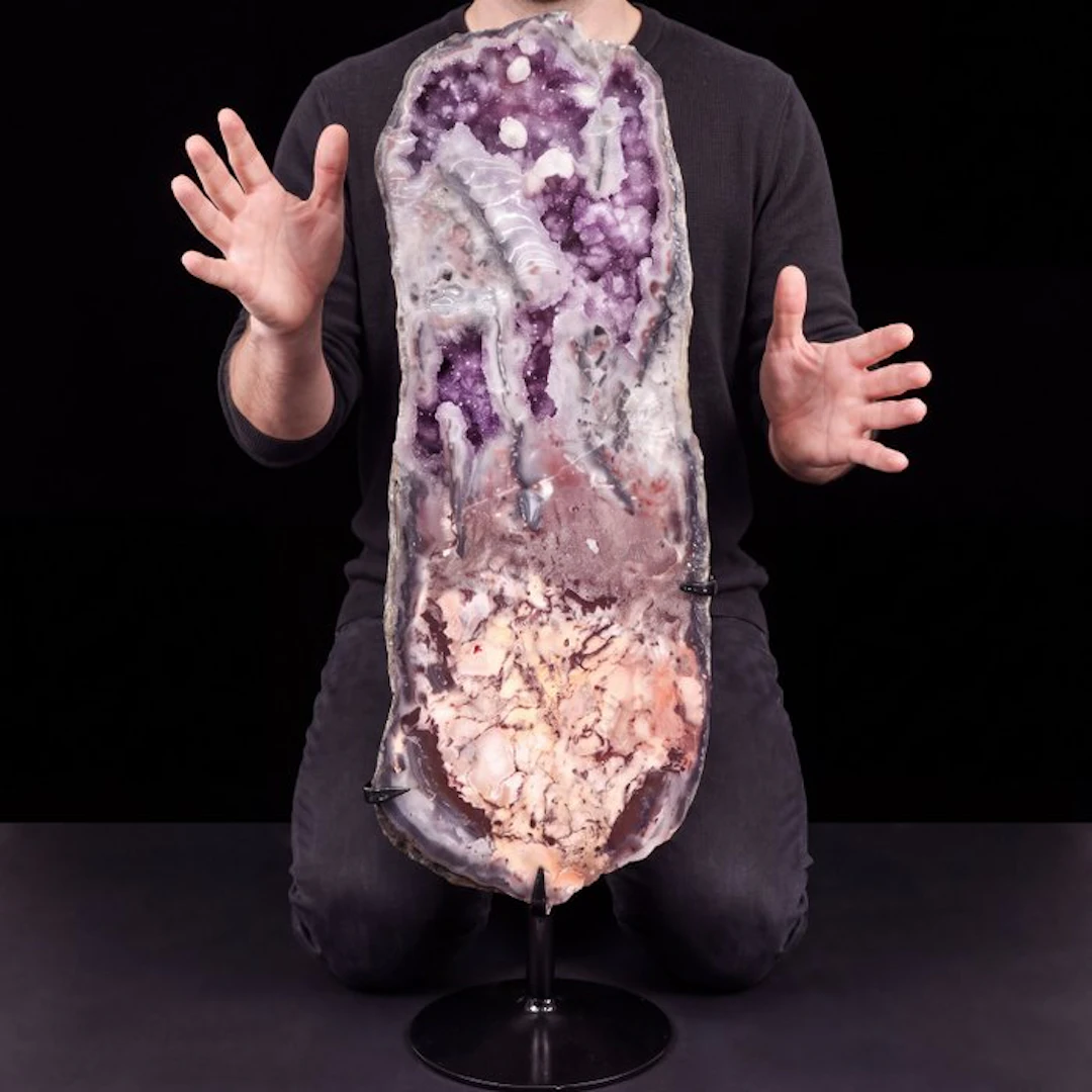 Museum Piece - Amethyst & Chalcedony Crystal - XL Geode - 74x23x21 cm- 16.2 kg