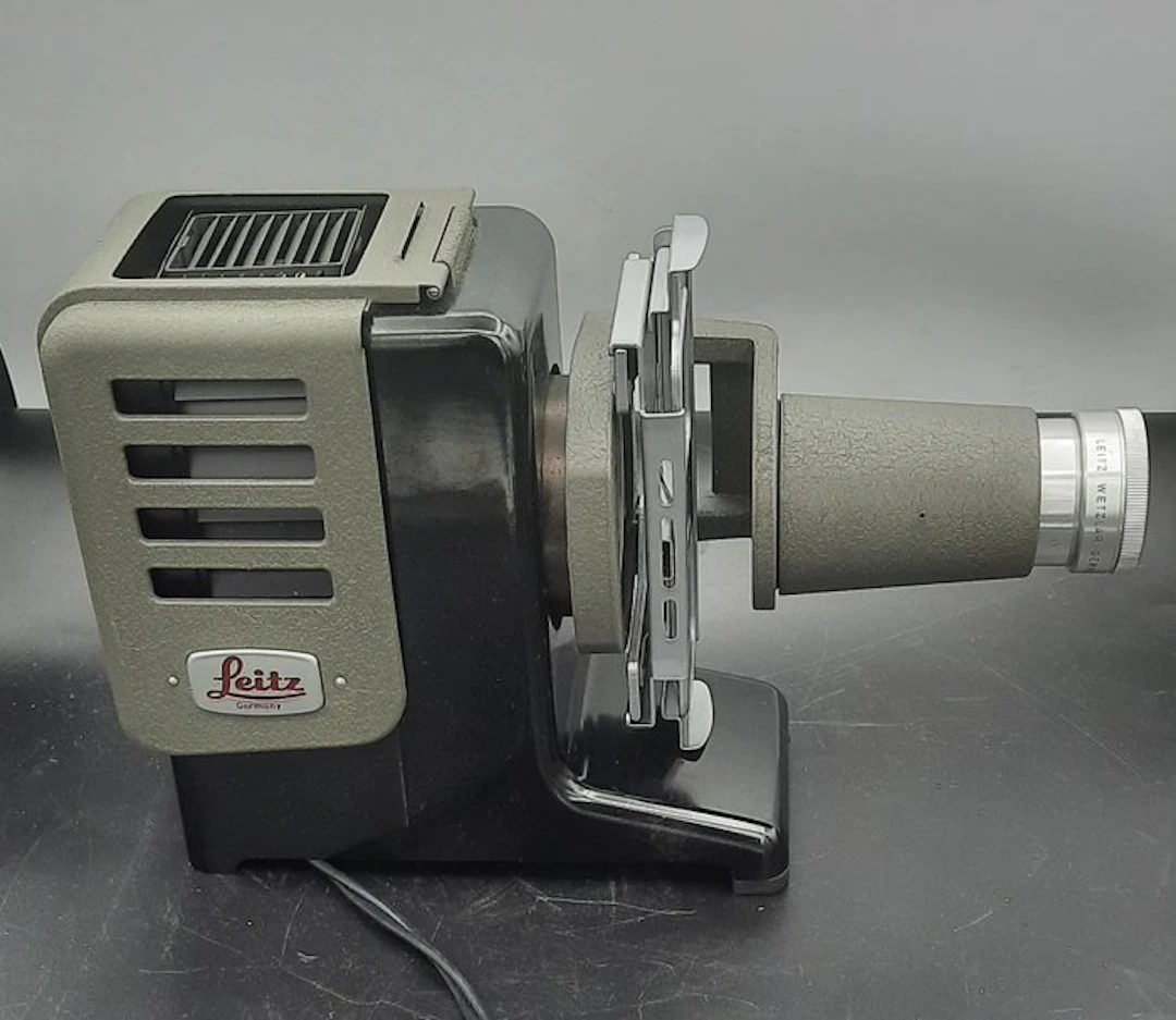 Leitz Prado 150 - met originele Doos Projector
