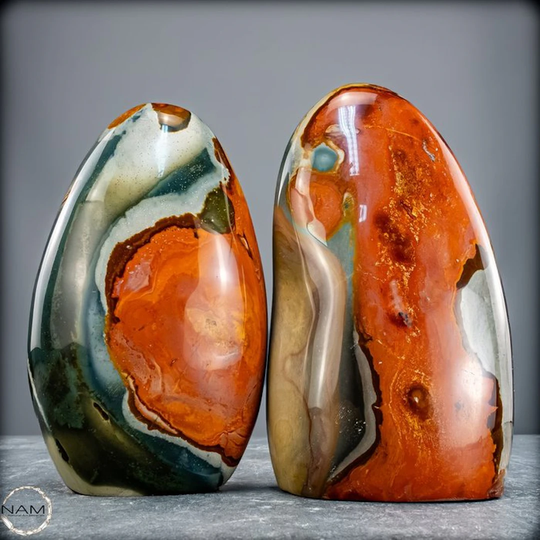 Polychrome jasper from Madagascar – A fascinating natural...