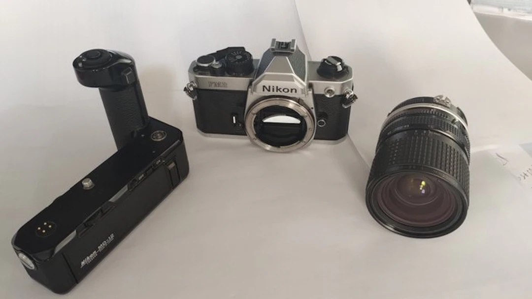 Nikon FM2 +Nikkor 28-85mm + Nikon MD-12 Analogue camera