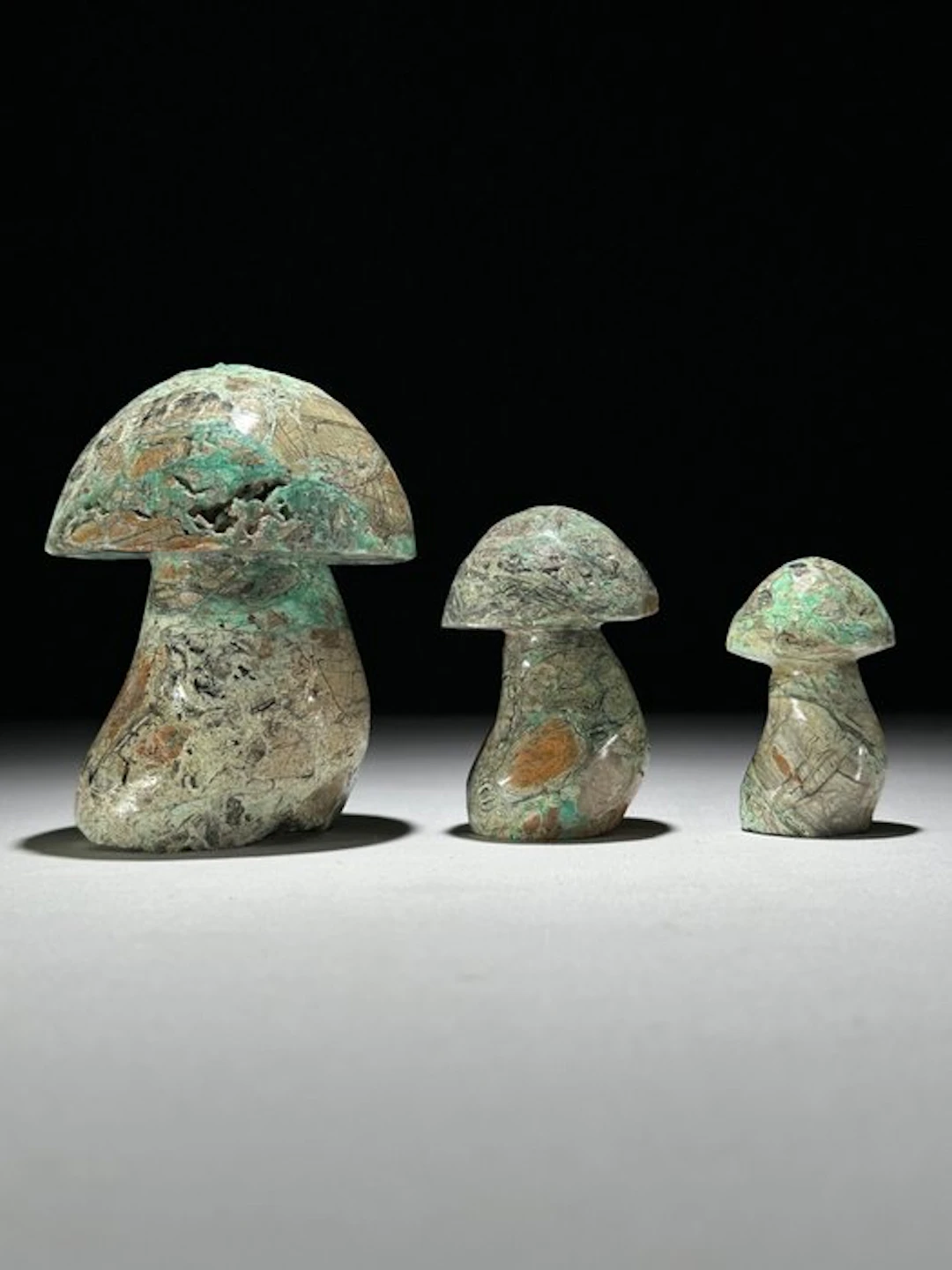 NO RESERVE PRICE - Wonderful Set of 3 Green Smithsonite Mushrooms-Shaped-