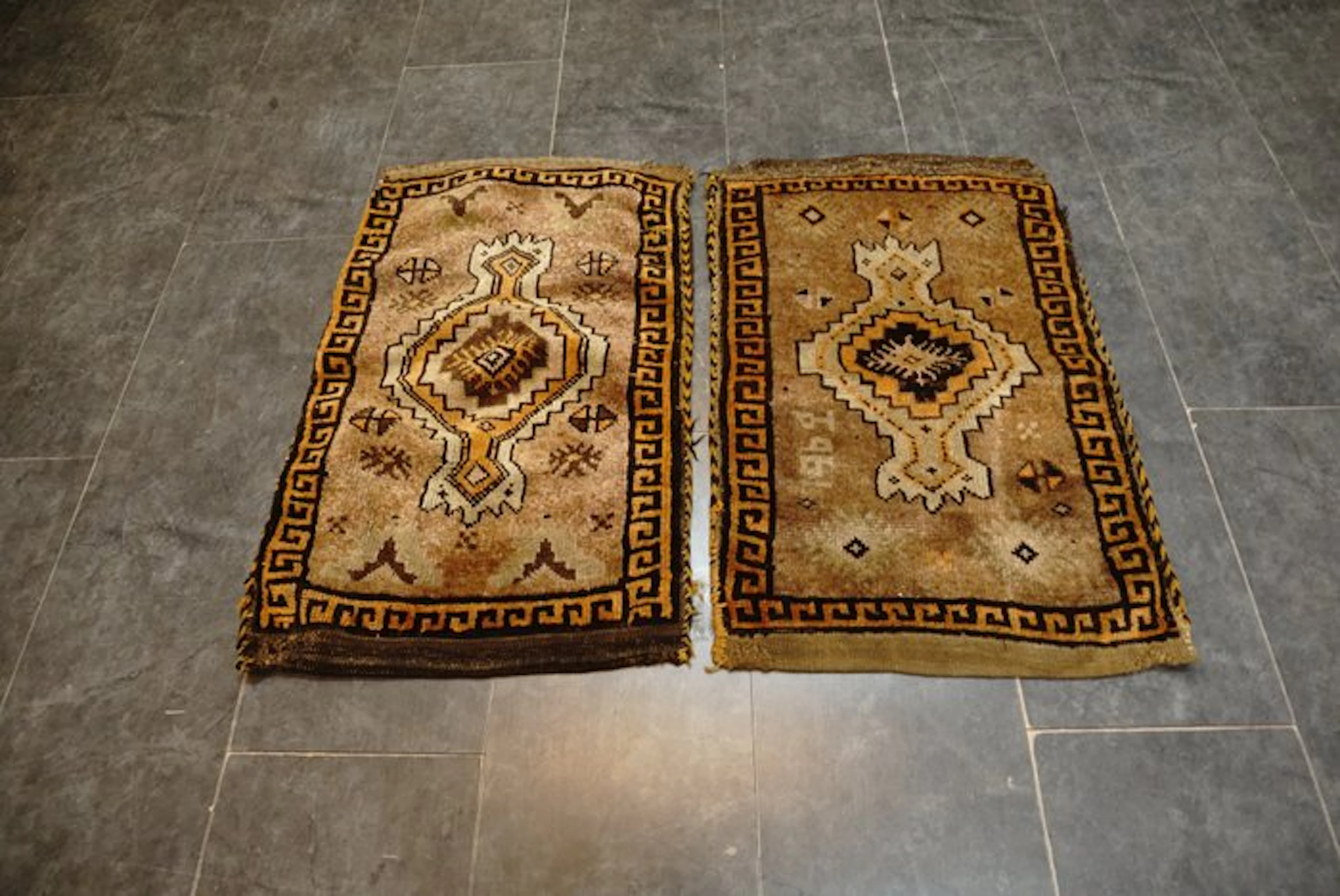 Antique pillow Turkey - Carpet - 90 cm - 60 cm