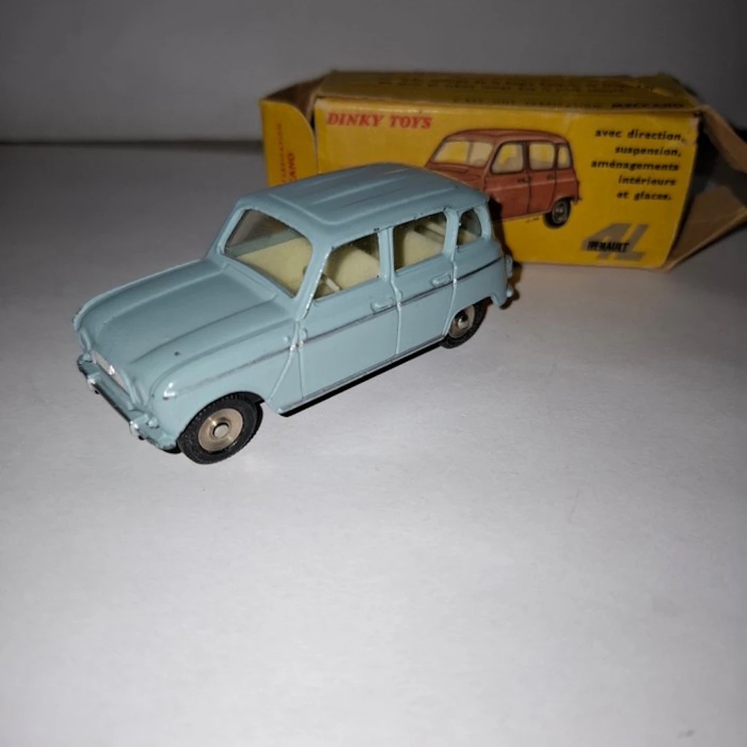 Dinky Toys 1:43 - Model car - Renault 4L