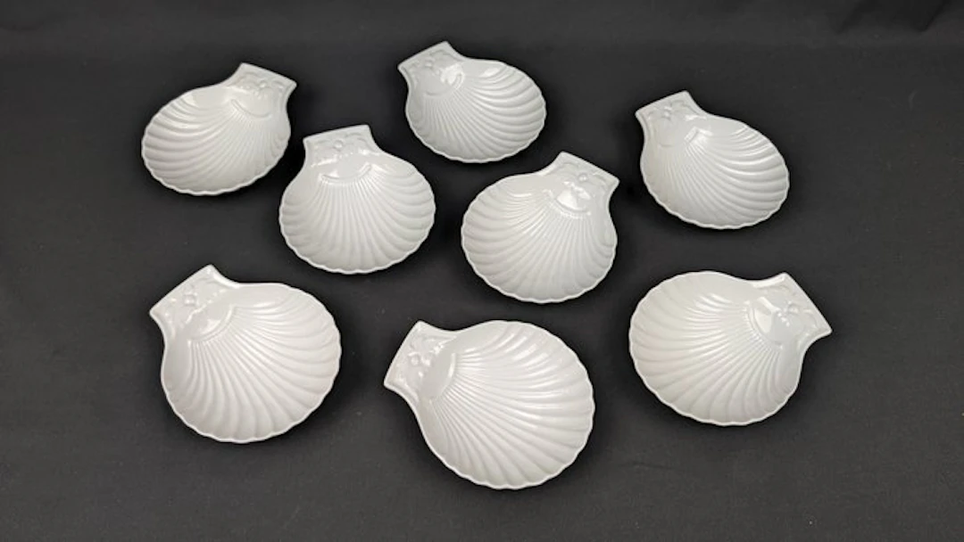 Pillivuyt - Table service (8) - Porcelain - For 8 people