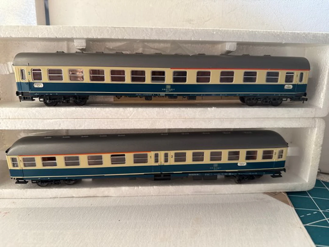 Roco H0 - 4236-9-016 - Model train wagon (2) - Two passenger carriages - DB