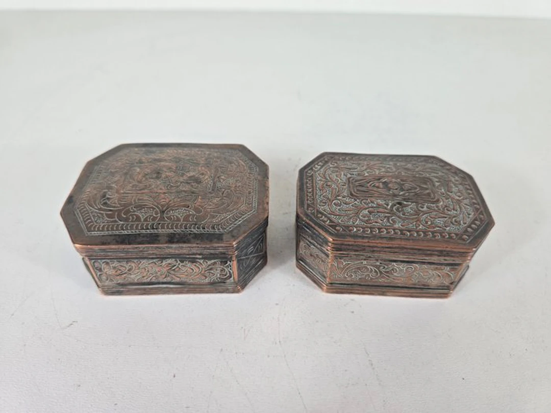 Snuff box - Copper, Silverplated