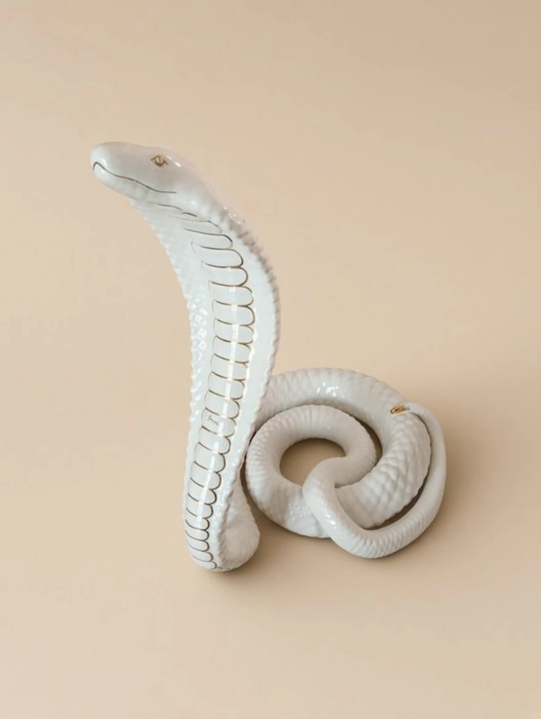 Ahura - Tommaso Barbi - Statue, Cobra - 47 cm - Enamelled porcelain - 1978