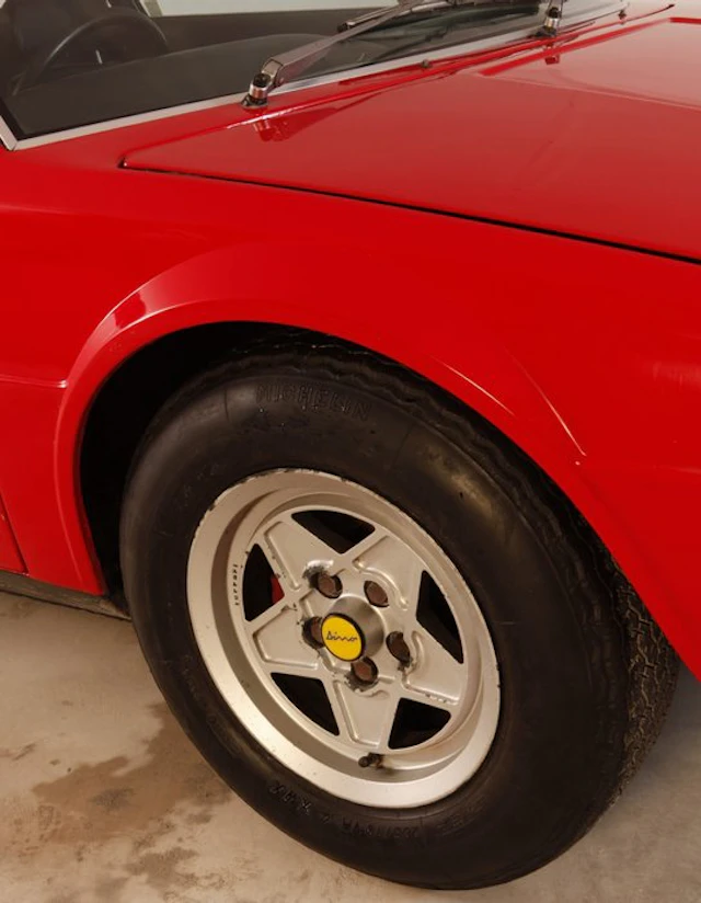 ri 308GT4 Dino wheelcap emblem (New Old Stock) - Ferrari...