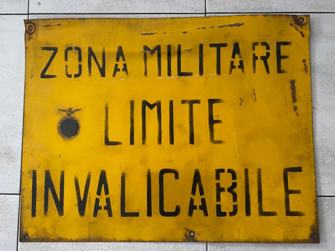Sign - Metal