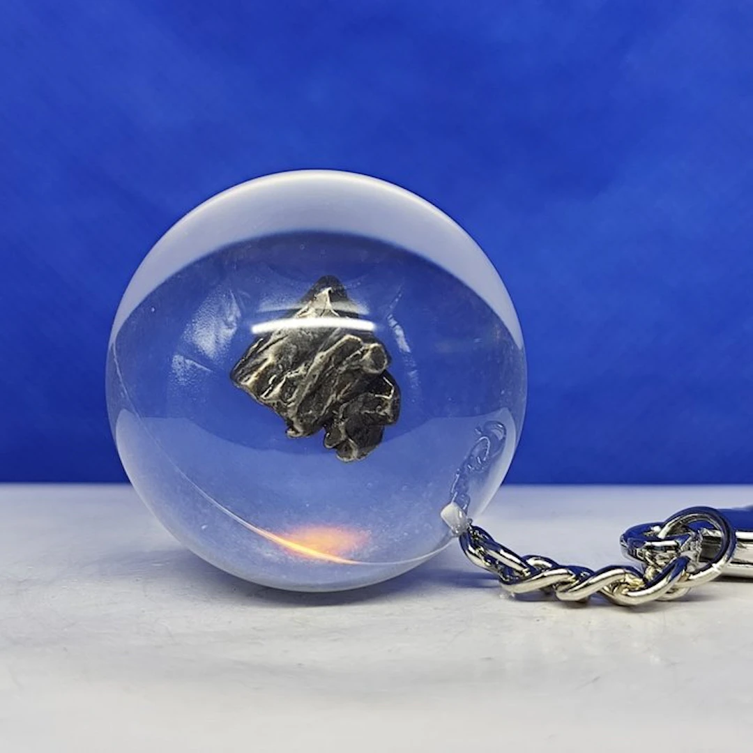 Authentic METEORITE KEY RING. CAMPO DEL CIELO (Argentina, 4,500 years). - 30 g