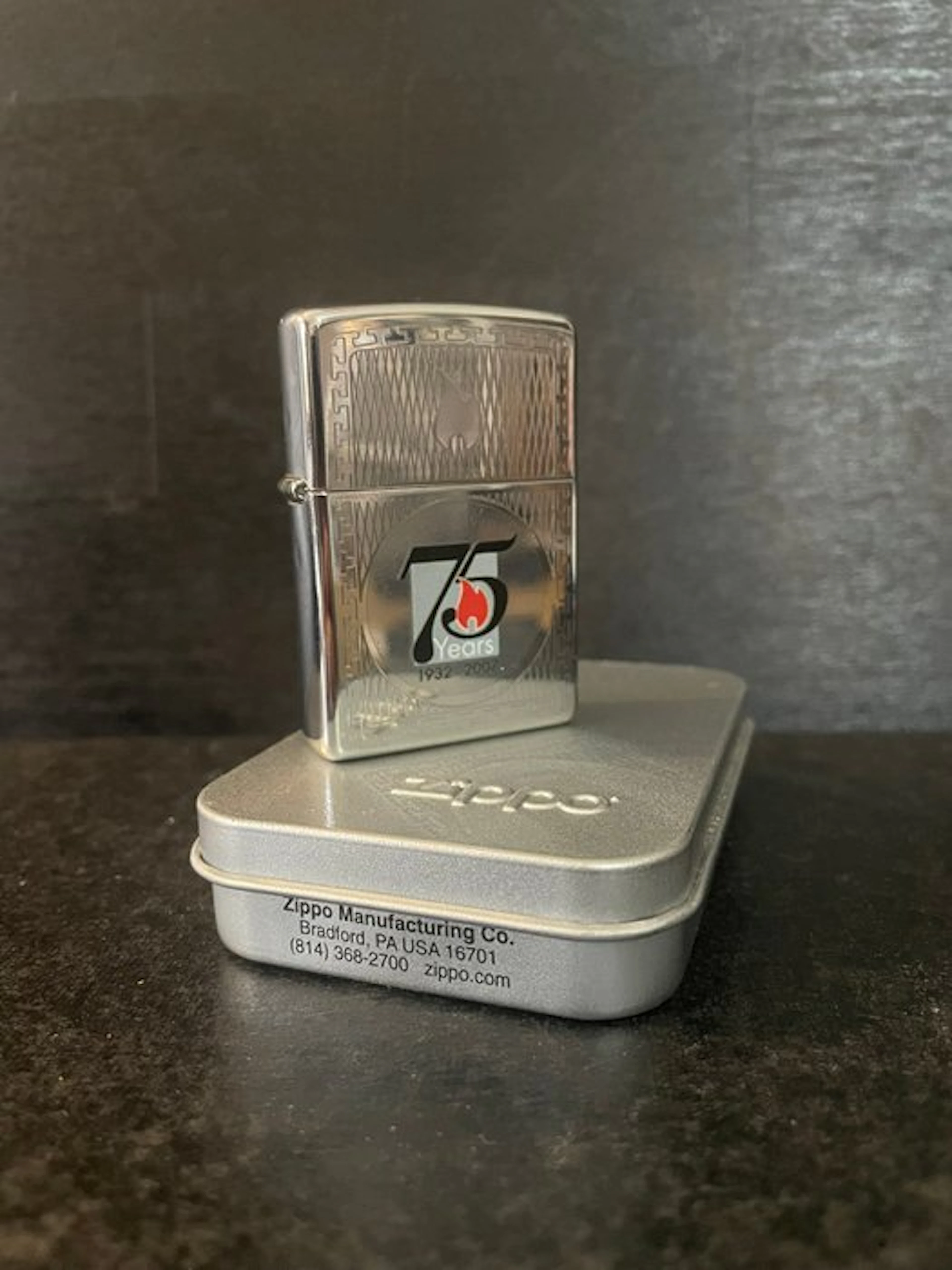 Zippo - Zippo Édition Limitée – "75 Years 1932-2007" (75e...